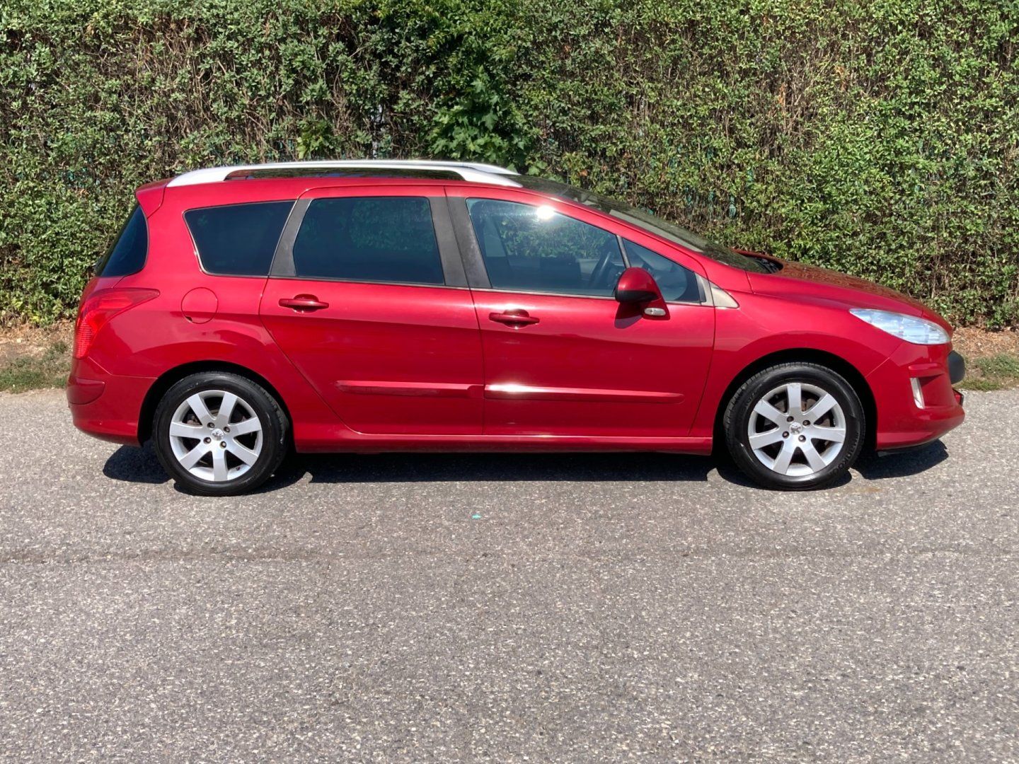 Peugeot 308, SW 1.6 HDI 82kW panorama - fotka 2