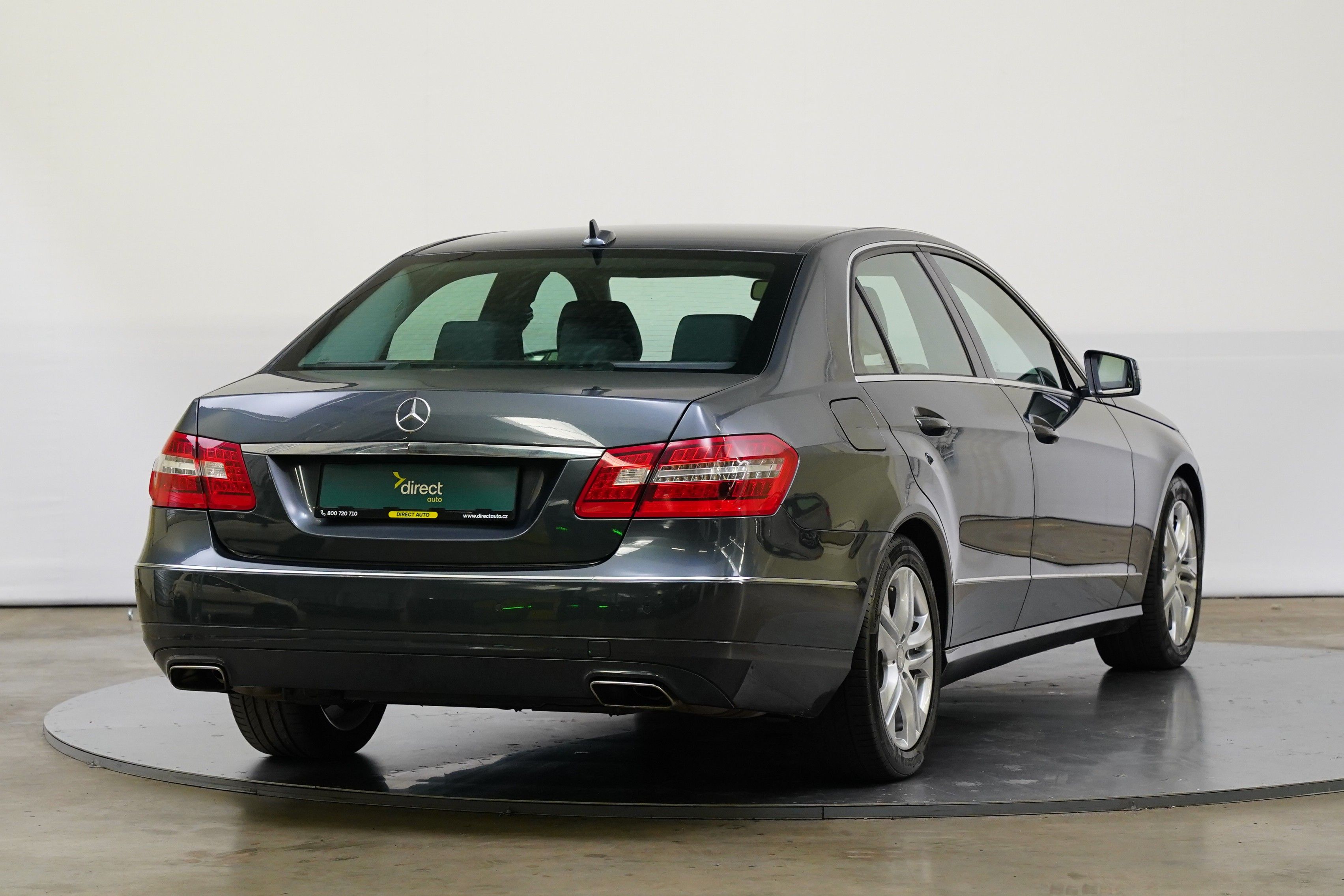 Mercedes-Benz Třídy E, 200 135 kW Avantgarde - fotka 2