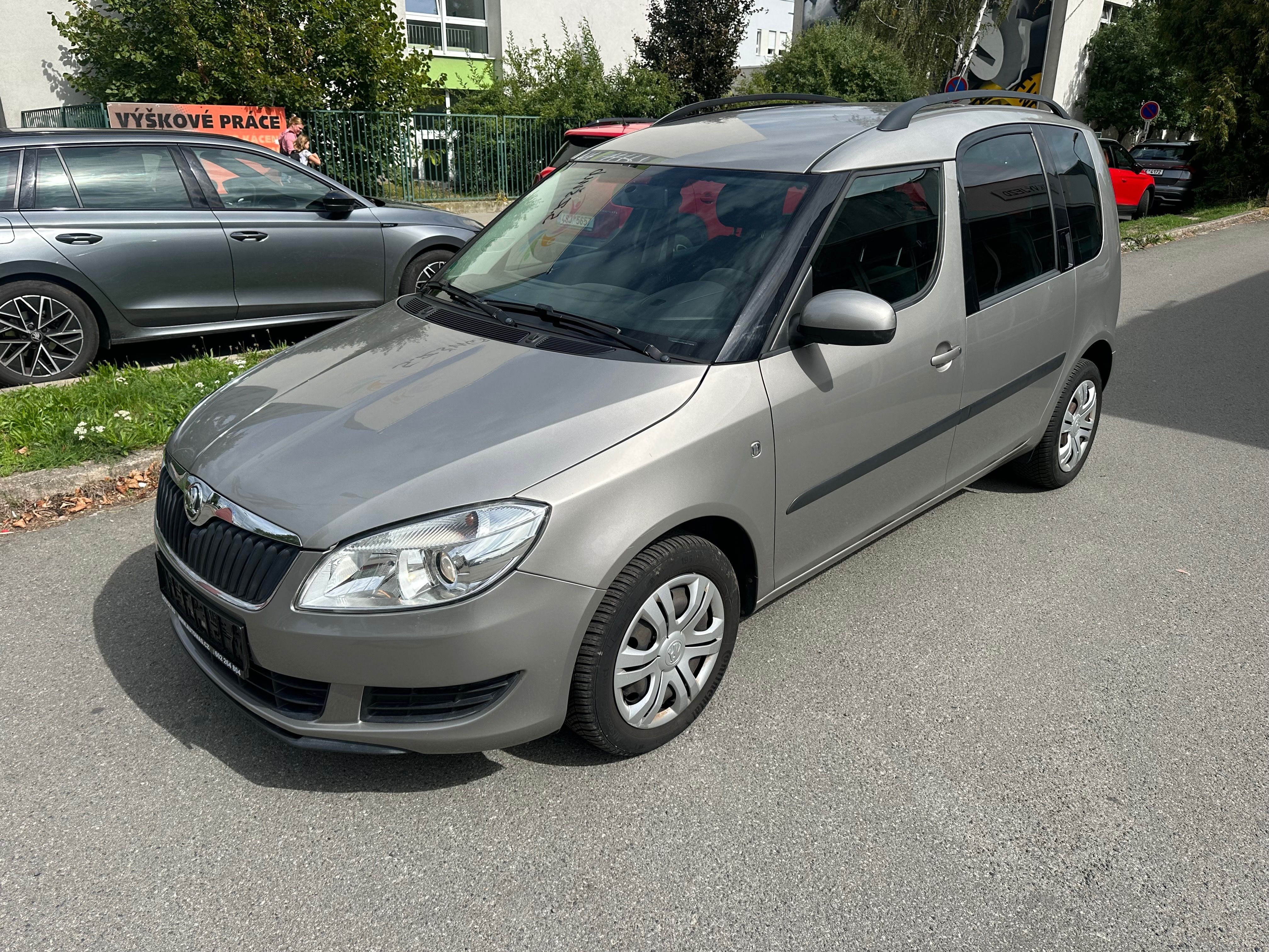 Škoda Roomster, 1.2TSI-63KW-PĚKNY STAV - fotka 3