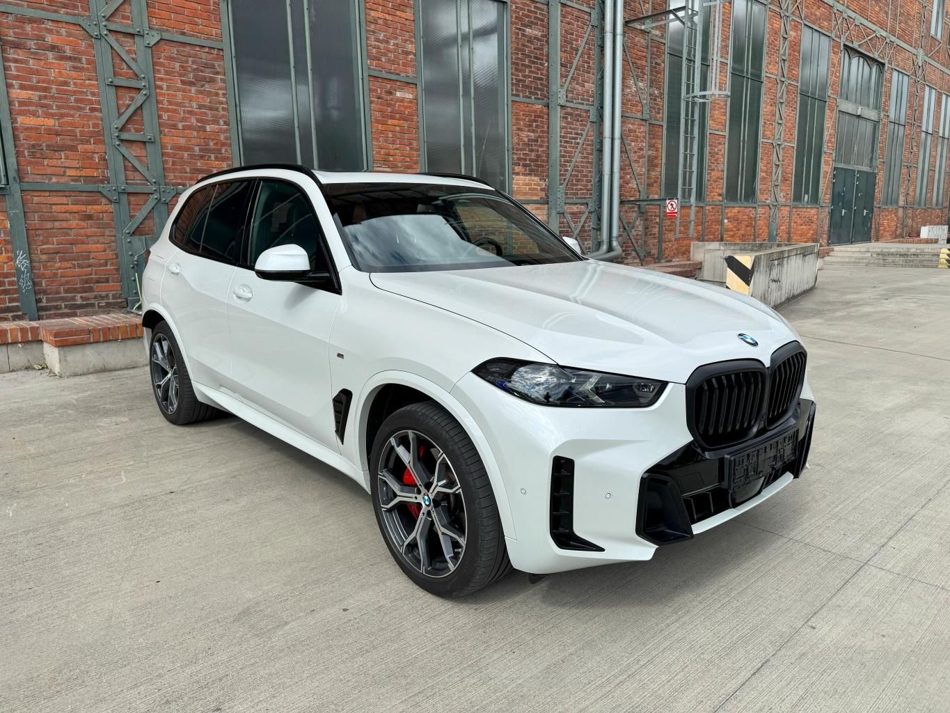 BMW X5, xDrive 30d M PAKET - fotka 2