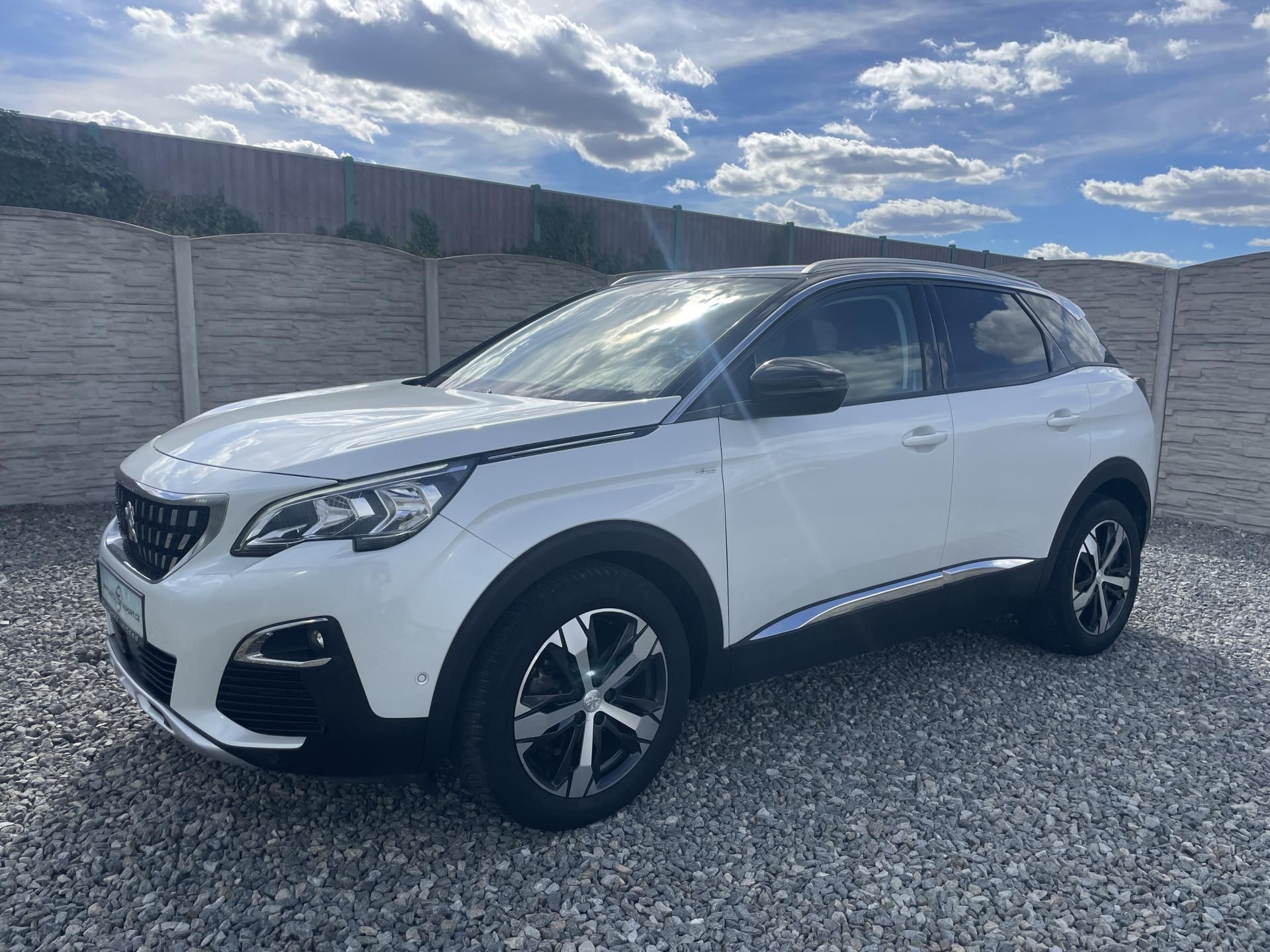 Peugeot 3008, 1.6HDi 120PS ALLURE FULL TOP!! - fotka 6