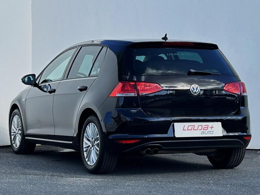 Volkswagen Golf, Comfortline 2.0 TDI 110 kW - fotka 6