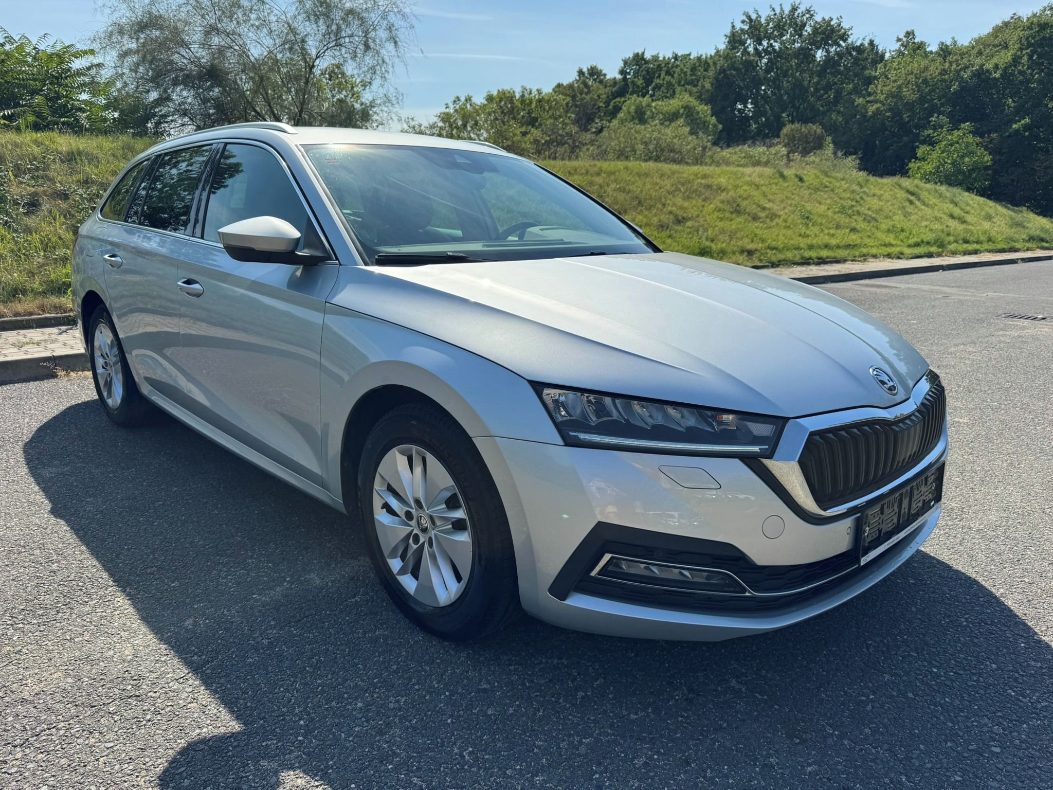 Škoda Octavia, 2.0TDI STYLE / DSG - fotka 3