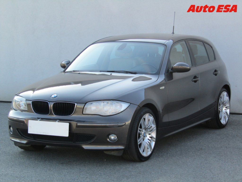 BMW Řada 1, 2.0d - fotka 3