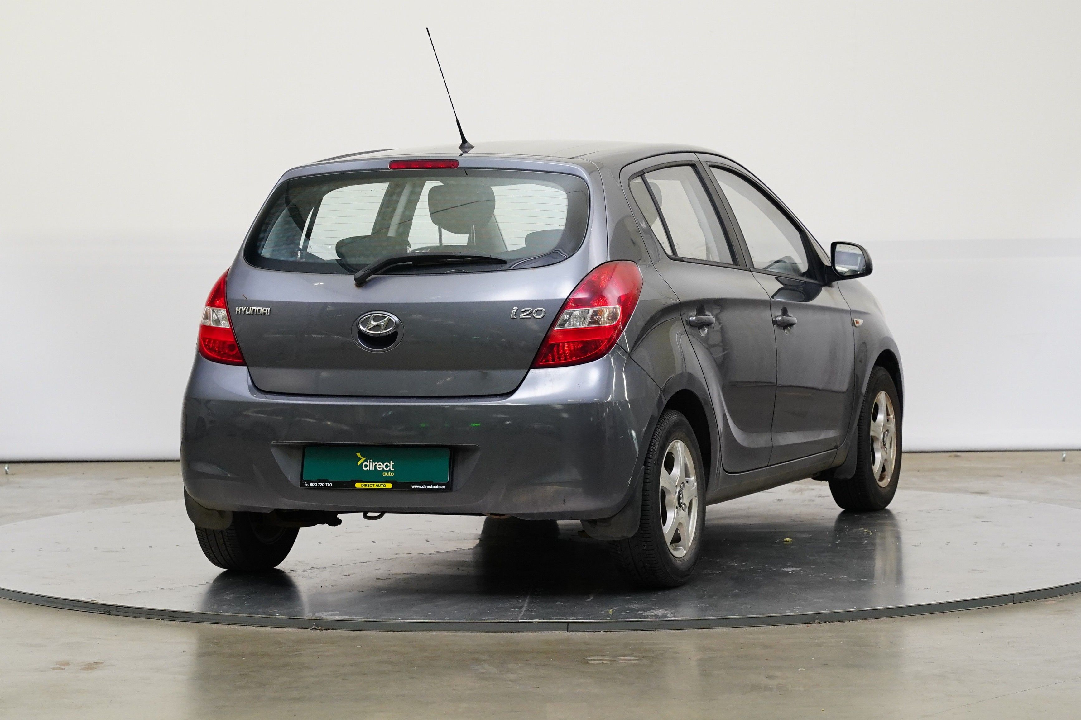 Hyundai i20, 1,3 57 kW - fotka 2