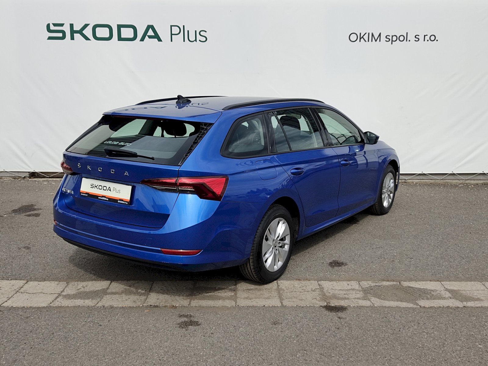Škoda Octavia, combi Ambition 2,0 Tdi 110 Kw - fotka 2
