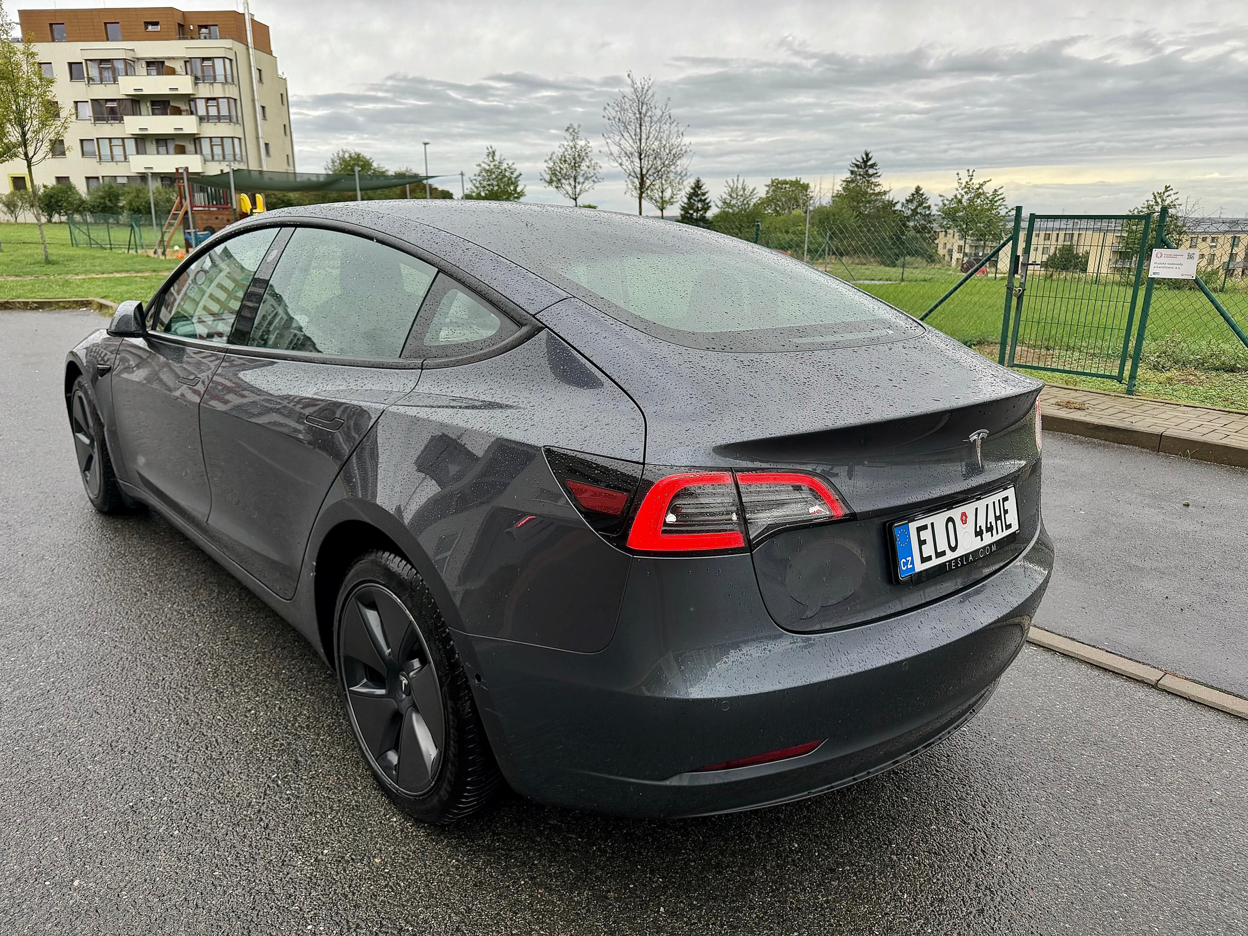 Tesla Model 3, SR LFP | ZÁRUKA  | - fotka 5