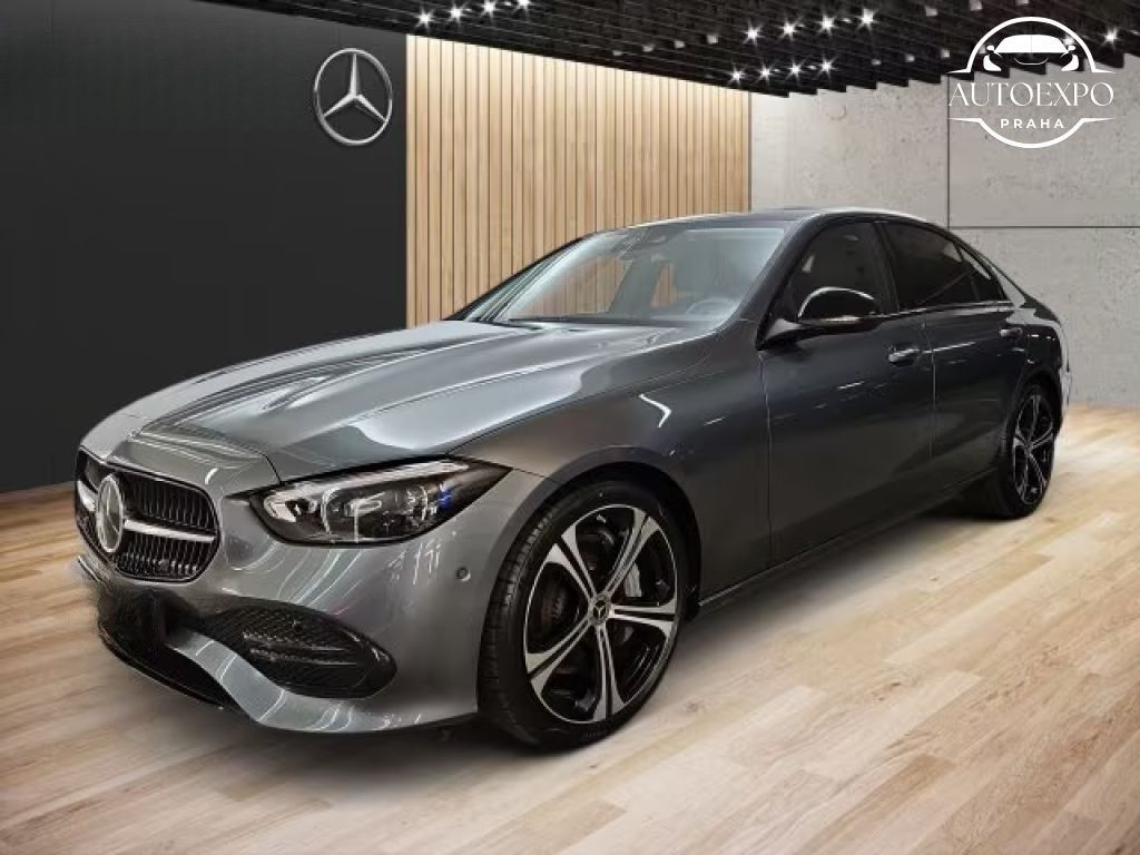 Mercedes-Benz Třídy C, 300d AVANTGARDE*PANORAMA