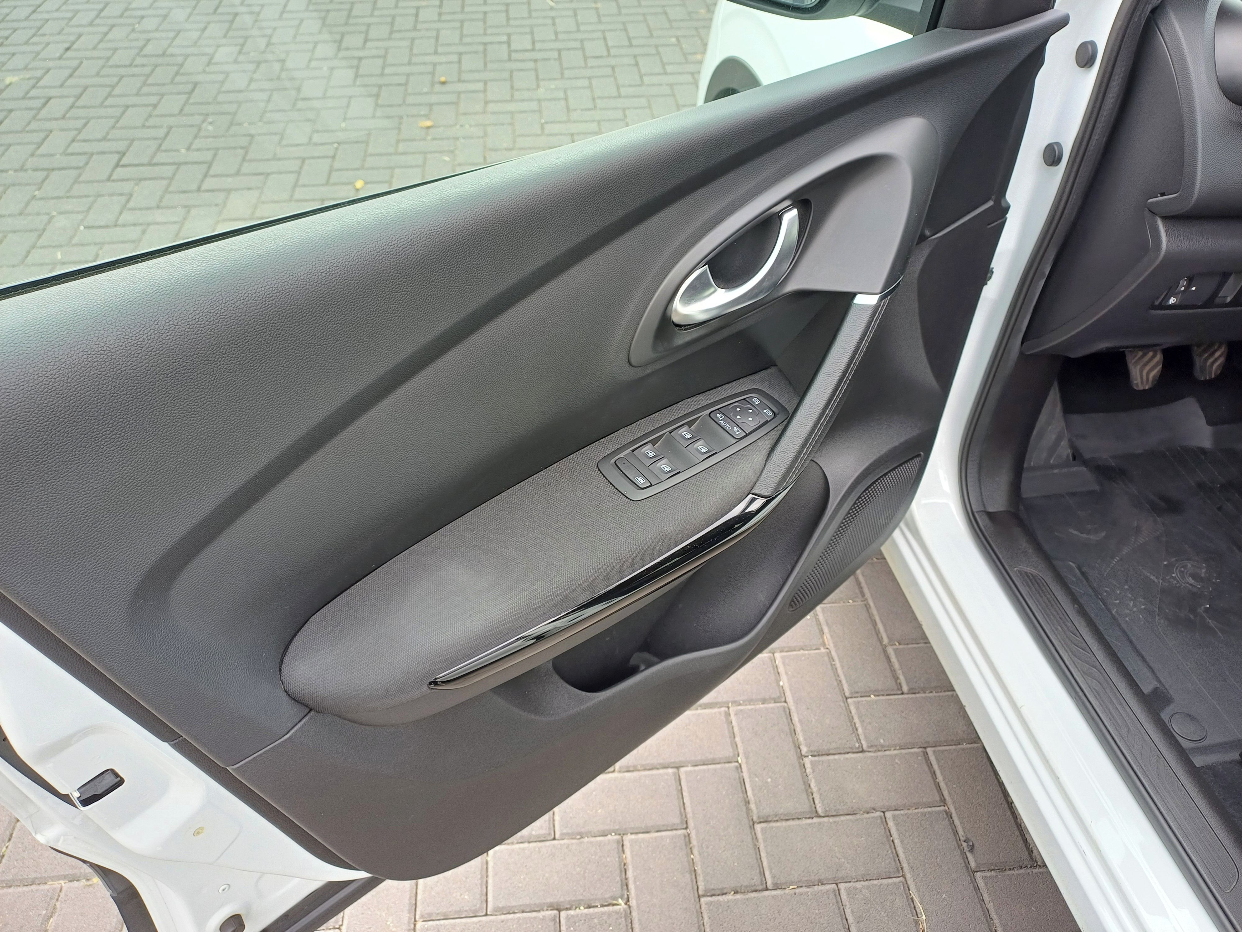 Renault Kadjar, 1.3 Tce 103 kW - fotka 5