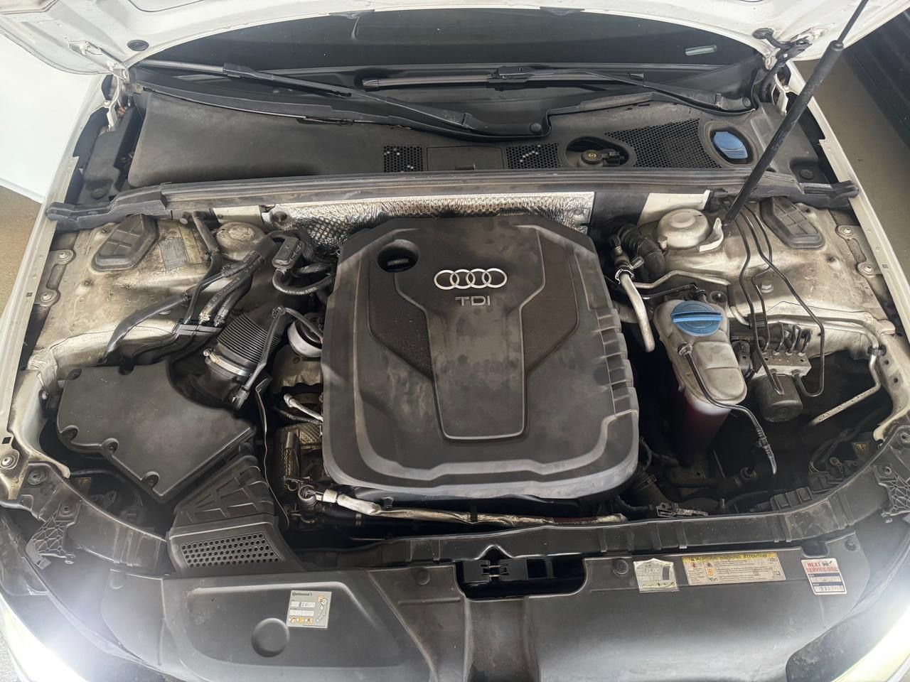 Audi A4 Avant, Audi A4 S-line 2.0 TDI Quattro - fotka 2