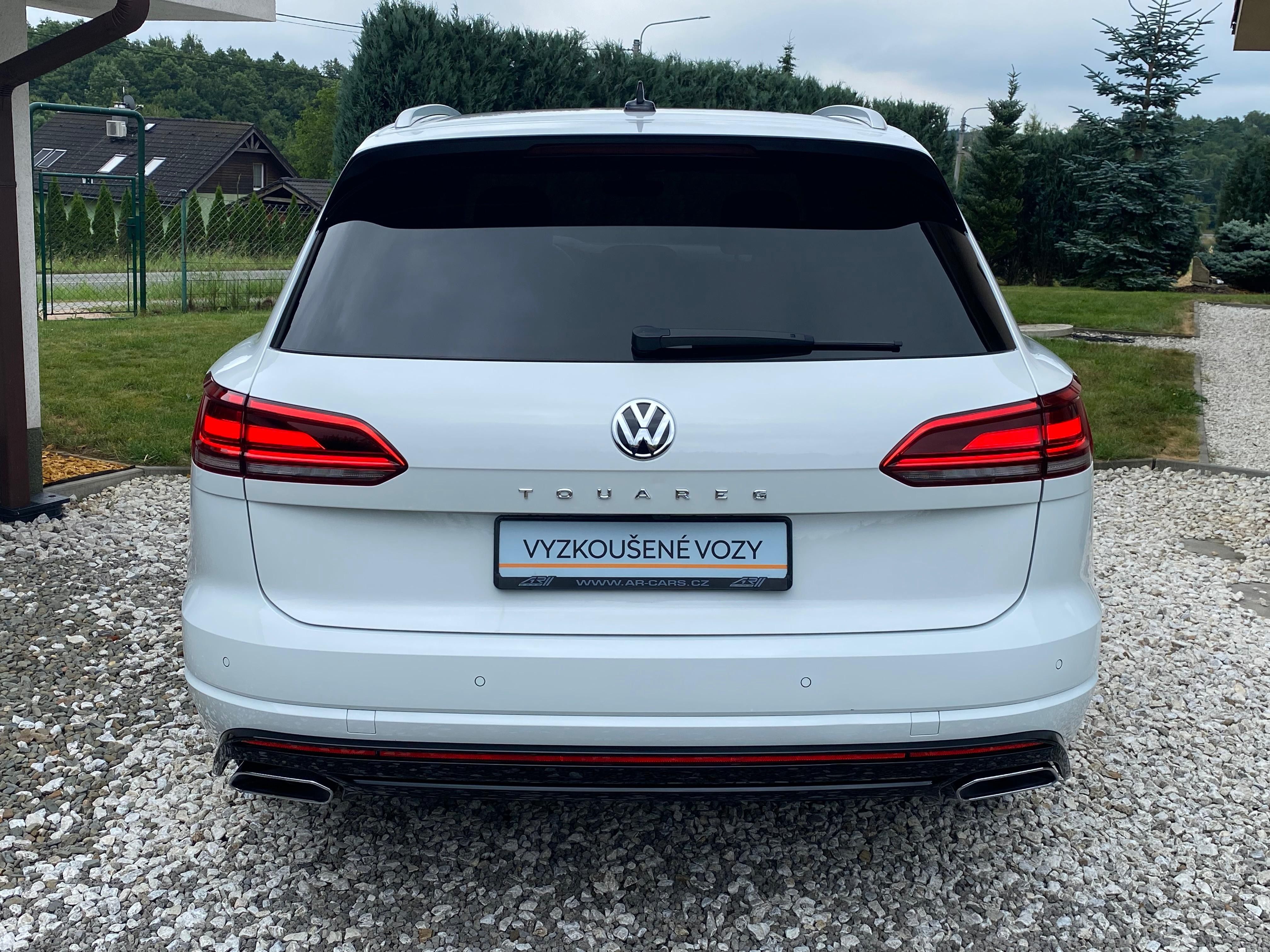 Volkswagen Touareg, R-LINE V6 3,0 TDI 210 kW 1.MAJ - fotka 5