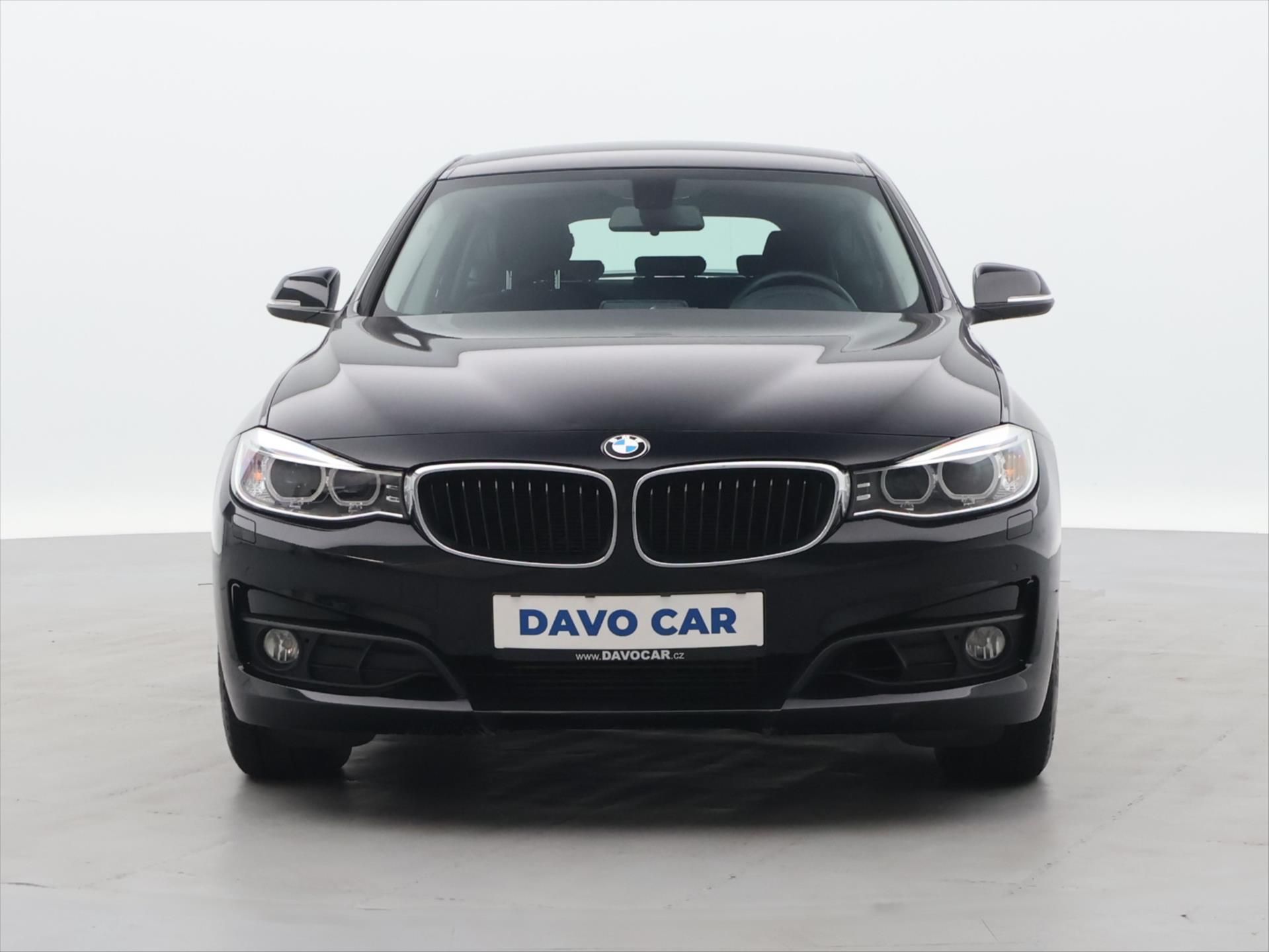 BMW Řada 3, 2,0 320d 140kW GT Advantage CZ - fotka 2