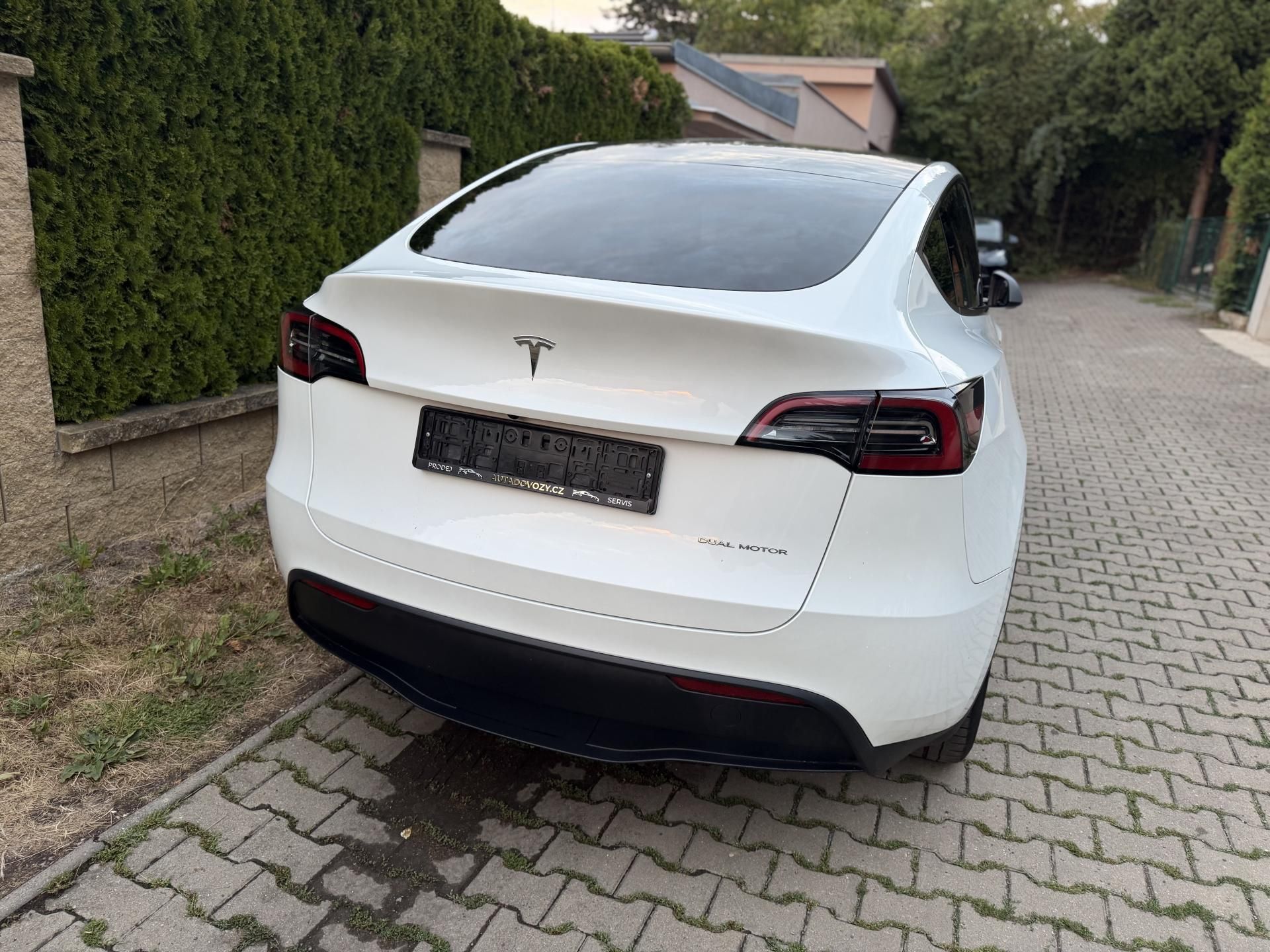 Tesla Model Y, Dual Motor-Long Range-TOP - fotka 6