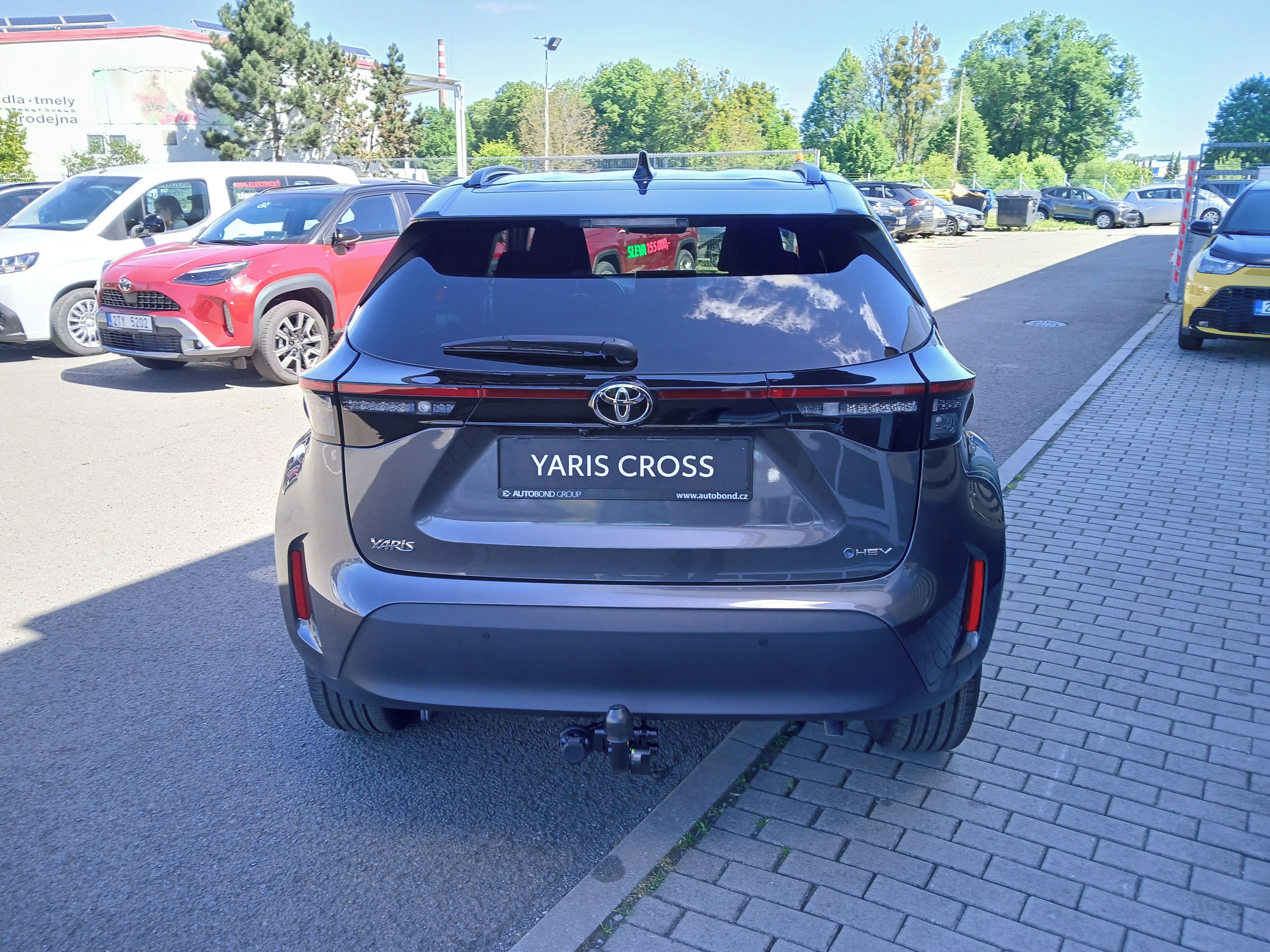 Toyota Yaris Cross, 1.5L HEV Style + TAŽNÉ - fotka 6