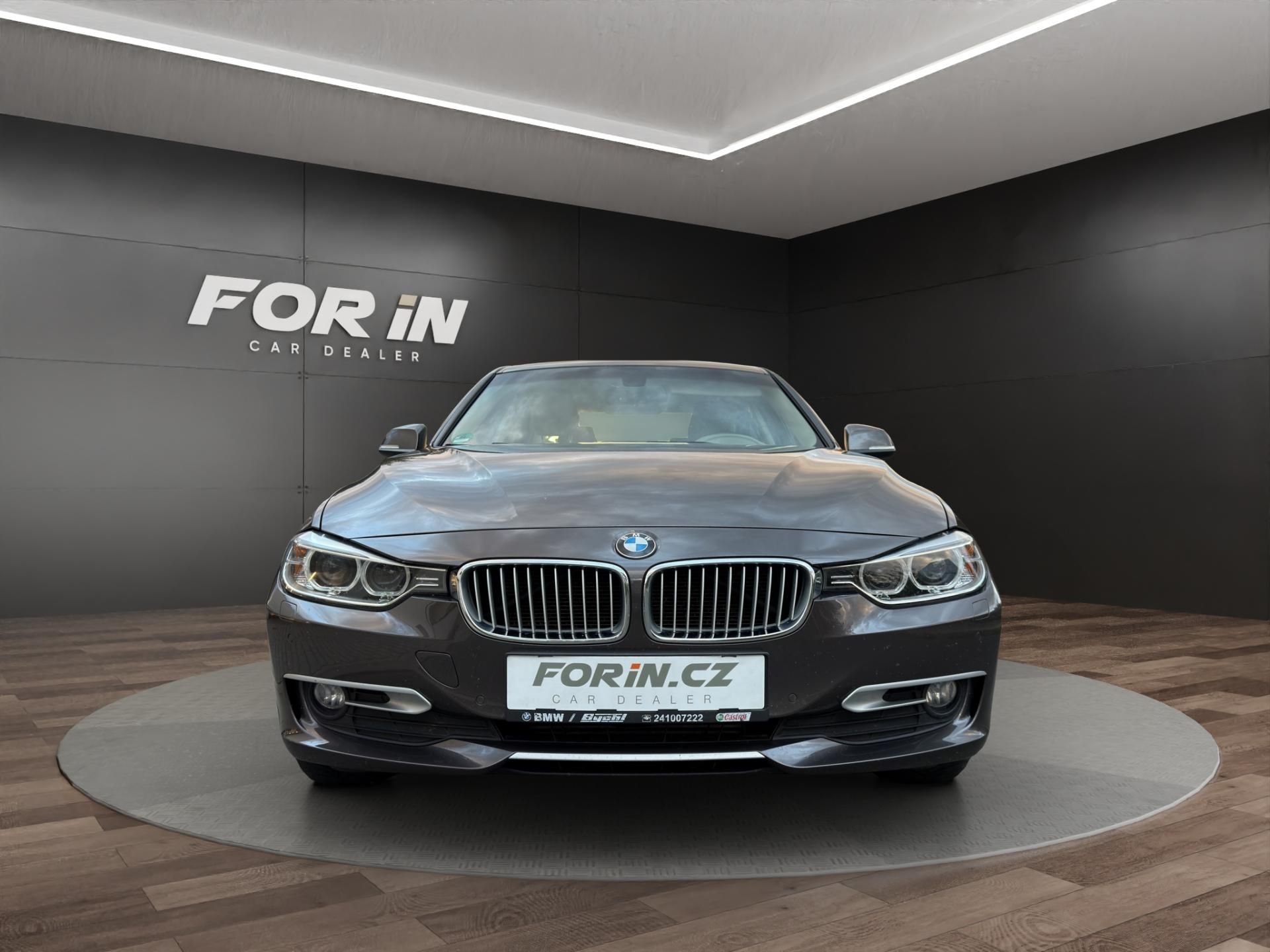 BMW Řada 3, 135KW 320D X-DRIVE - fotka 2