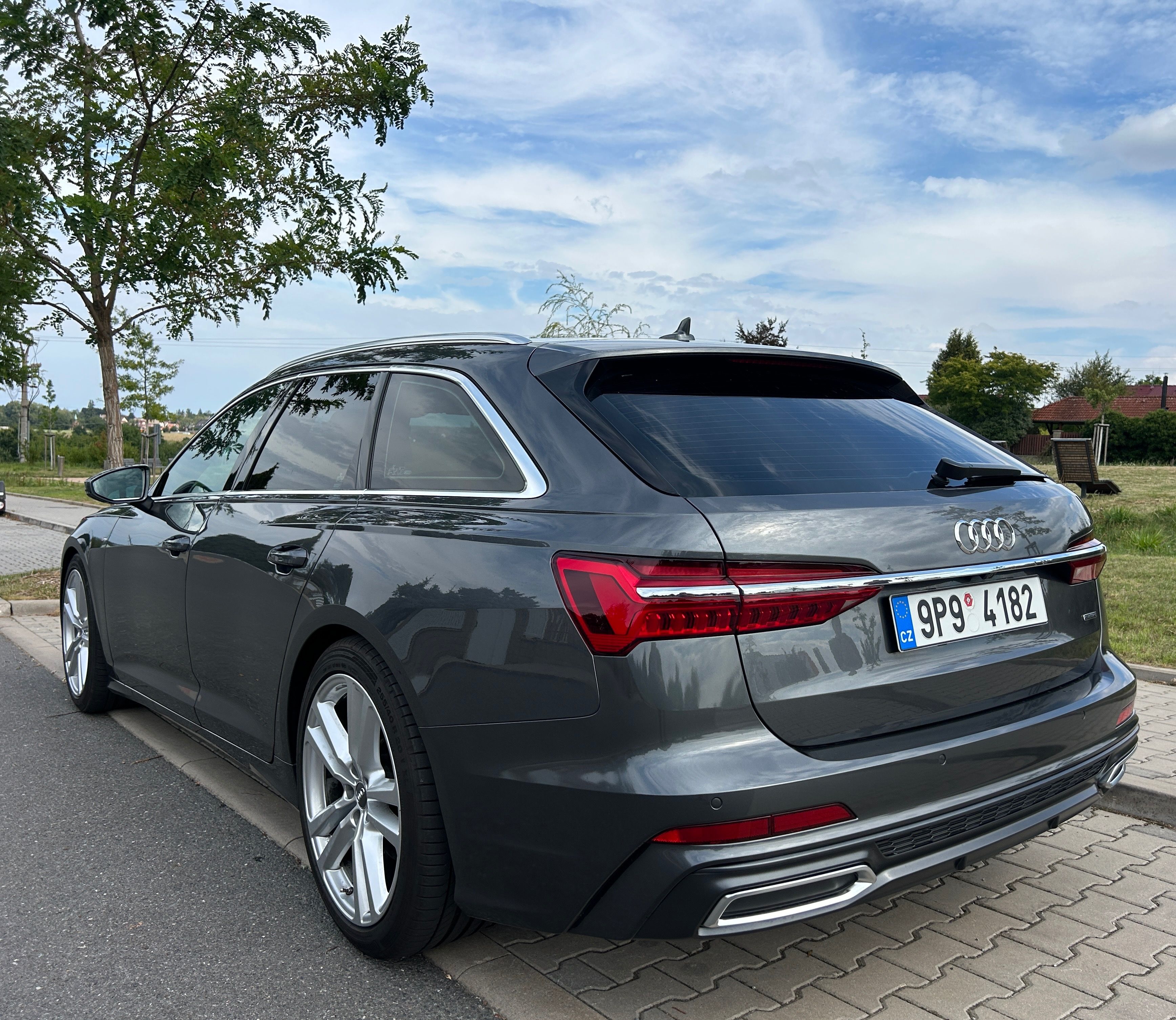 Audi A6 Avant, 45 TDI Mild Hybrid S-line - fotka 5