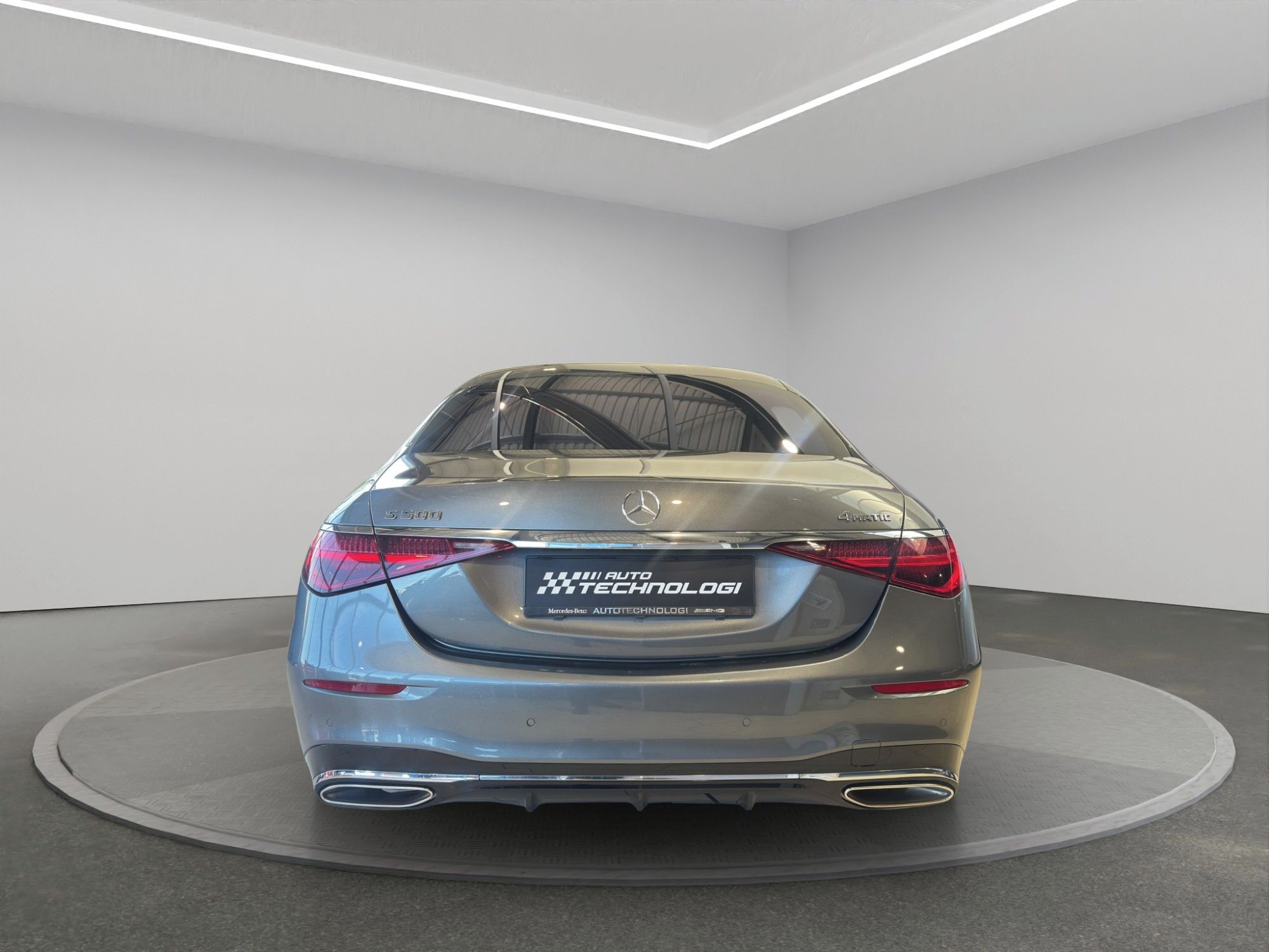 Mercedes-Benz Třídy S - fotka 6