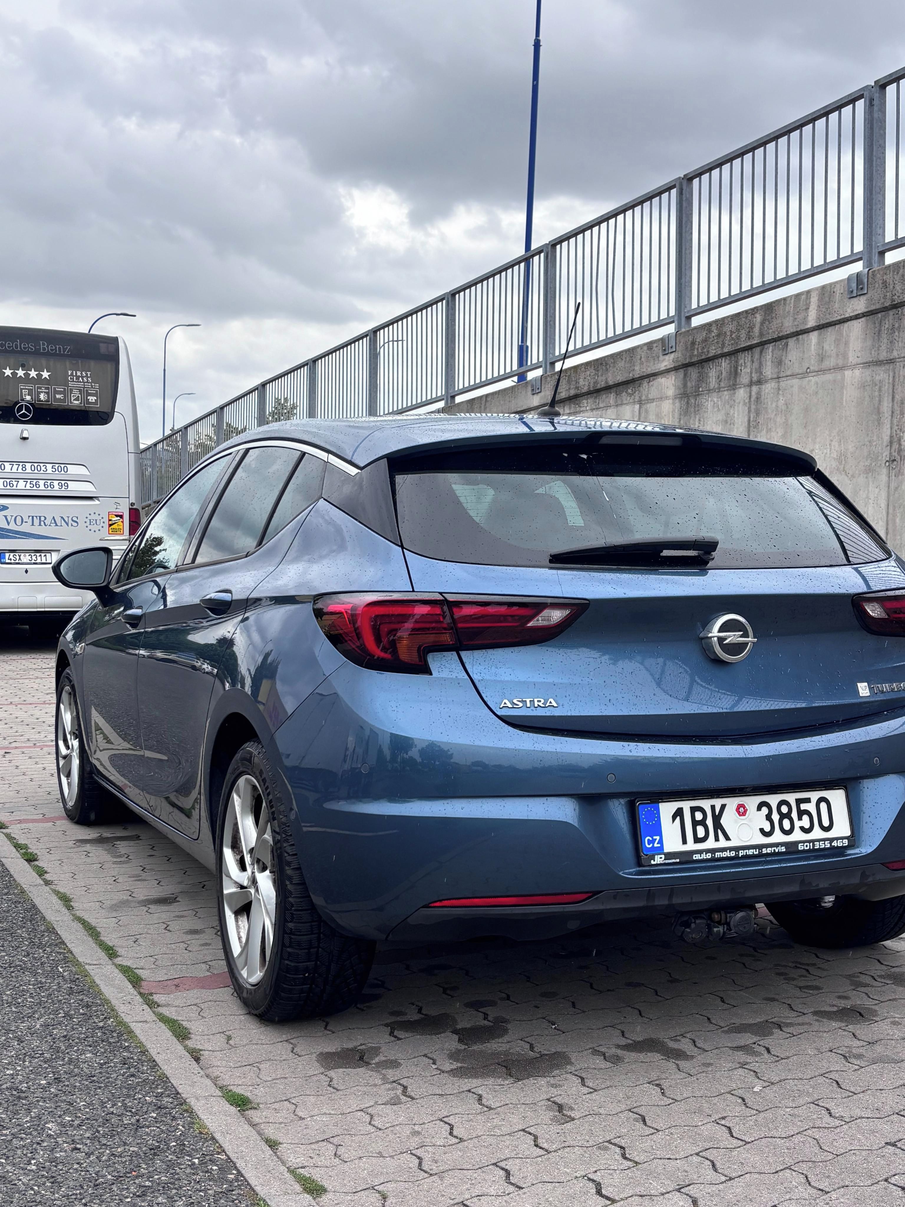 Opel Astra, Opel Astra 1.4 Turbo 110 KW - fotka 5