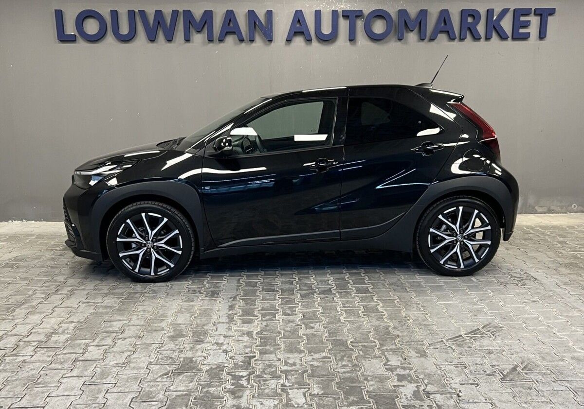 Toyota Aygo, 1,5 Hybrid AT GR Sport - fotka 5