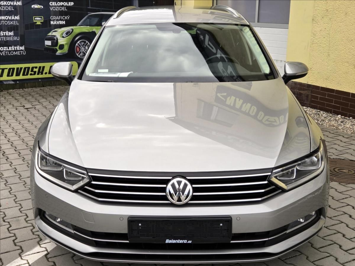 Volkswagen Passat, 2,0 TDi DSG *SERV.KN.FAKTURY* - fotka 2
