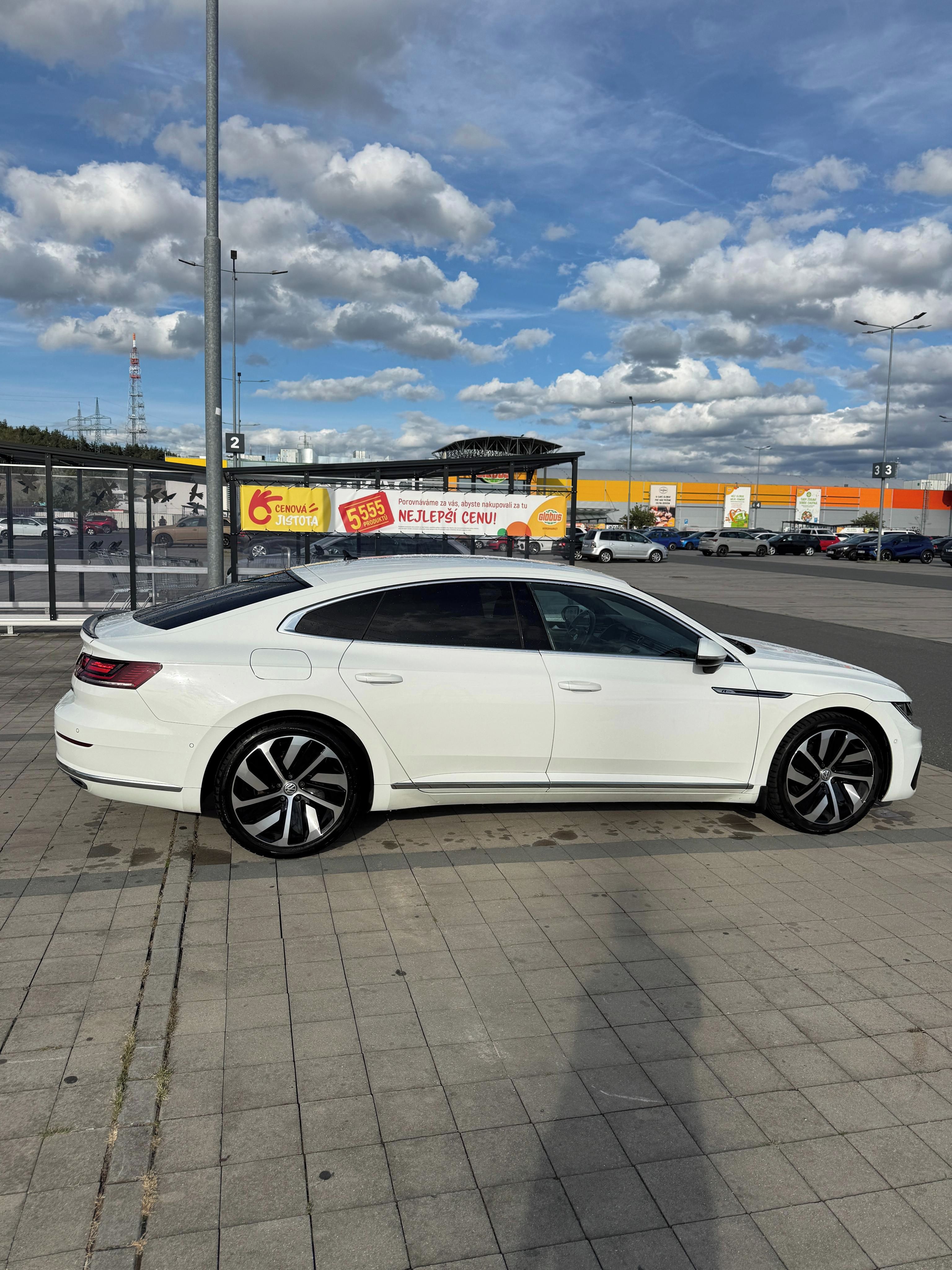 Volkswagen Arteon, VW Arteon R-Line 2.0 TDI 140KW - fotka 2