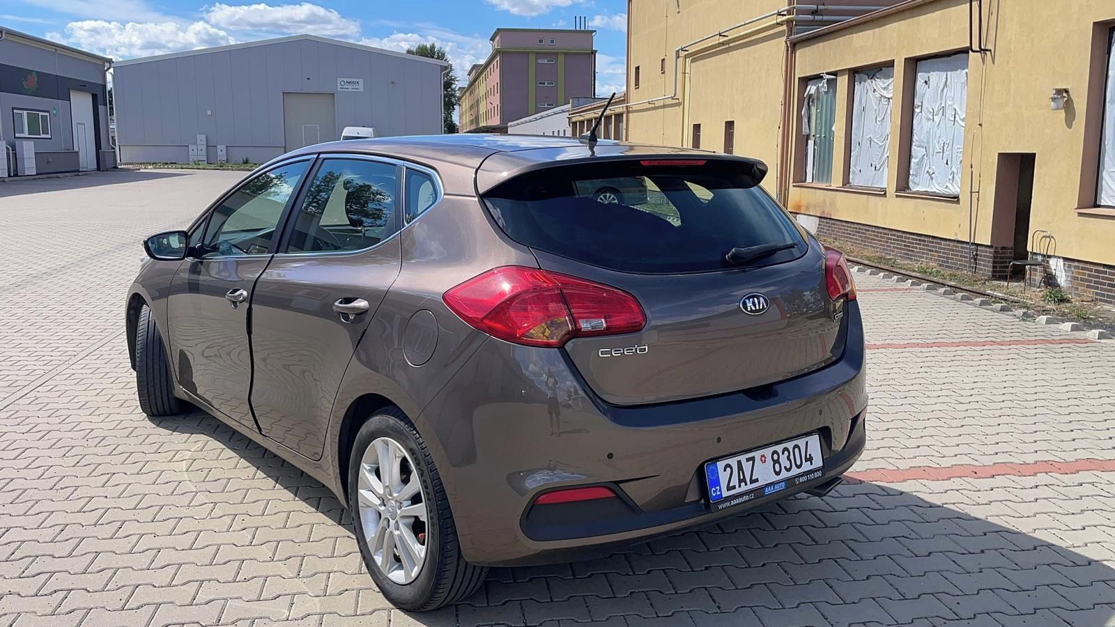 Kia Cee´d, 1.6 TDI 94 kW 120100 - fotka 5