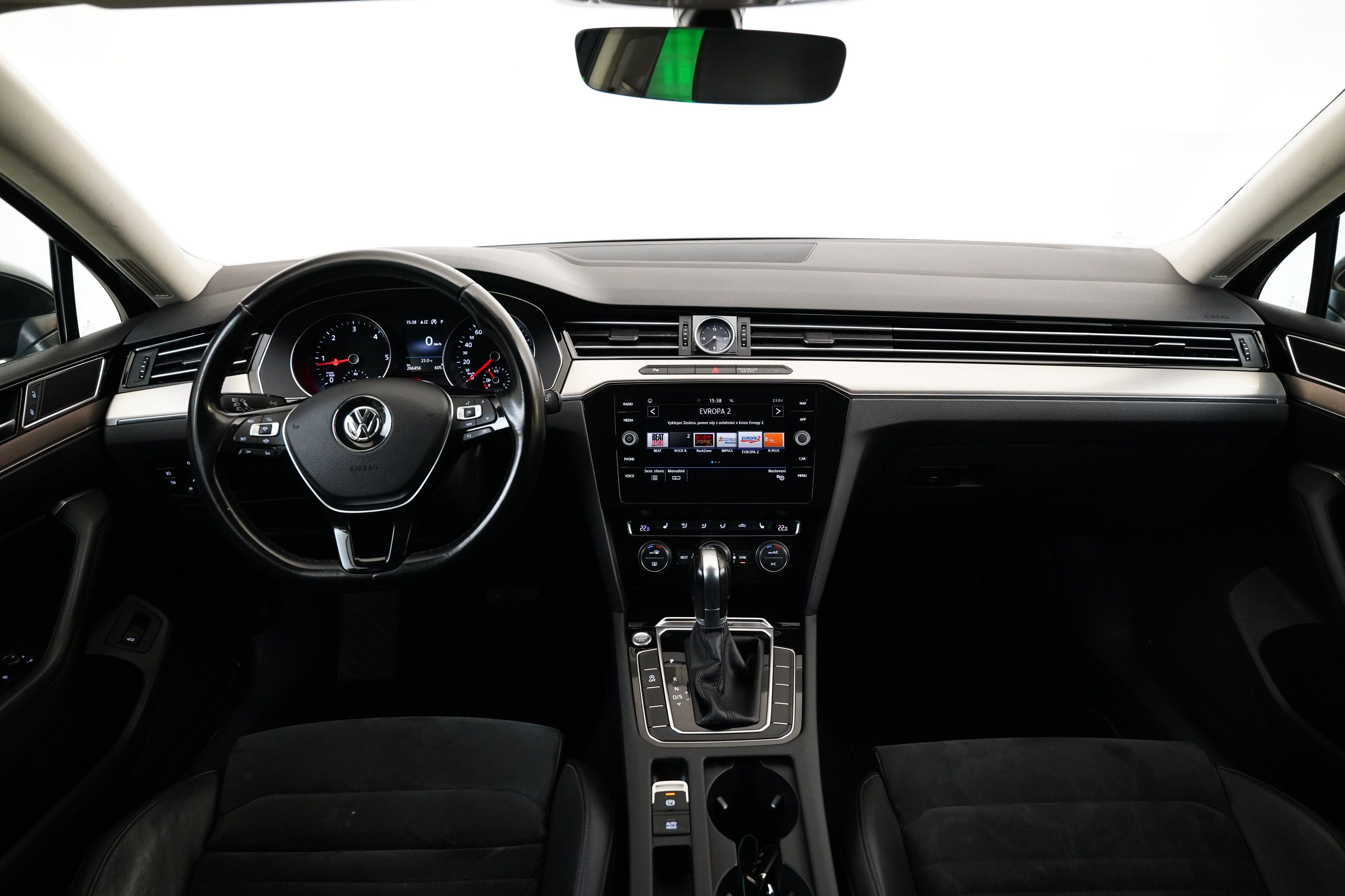 Volkswagen Passat, 2.0 TDI 140 kW 4x4 Highline - fotka 5