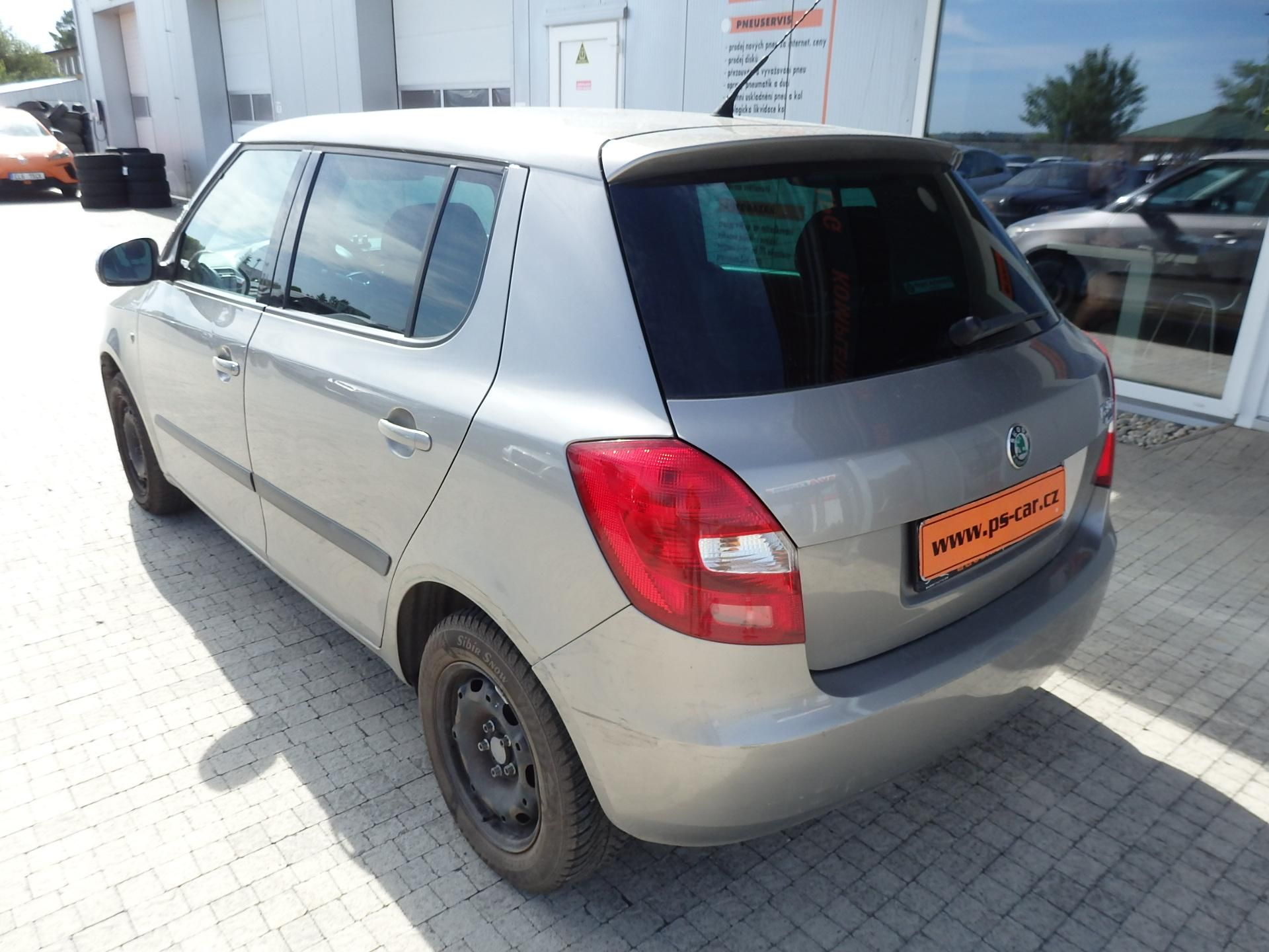 Škoda Fabia, 1,2 HTP 51 kW KLIMA, ESP - fotka 5