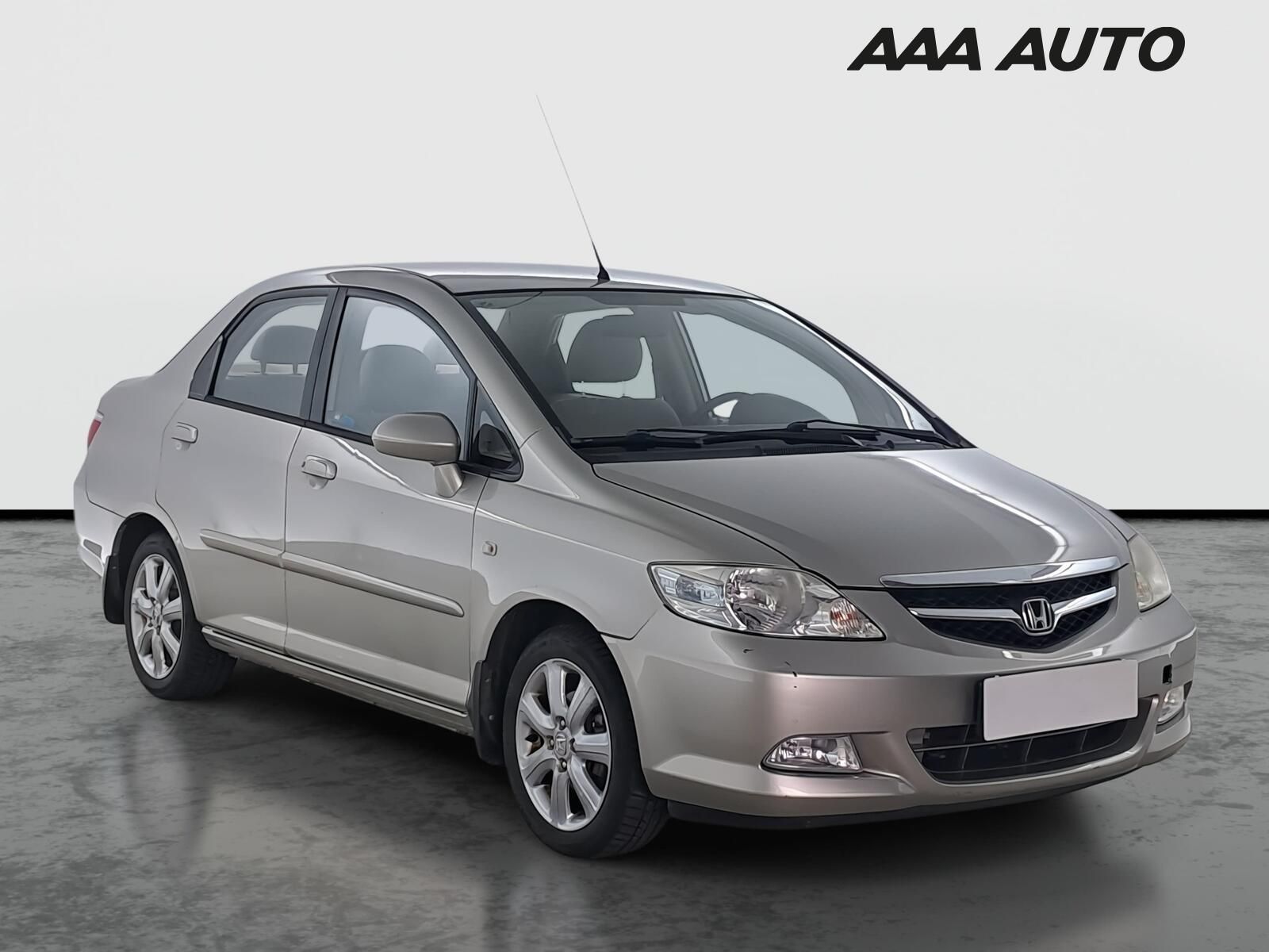 Honda City, 1.4 i, rezervace