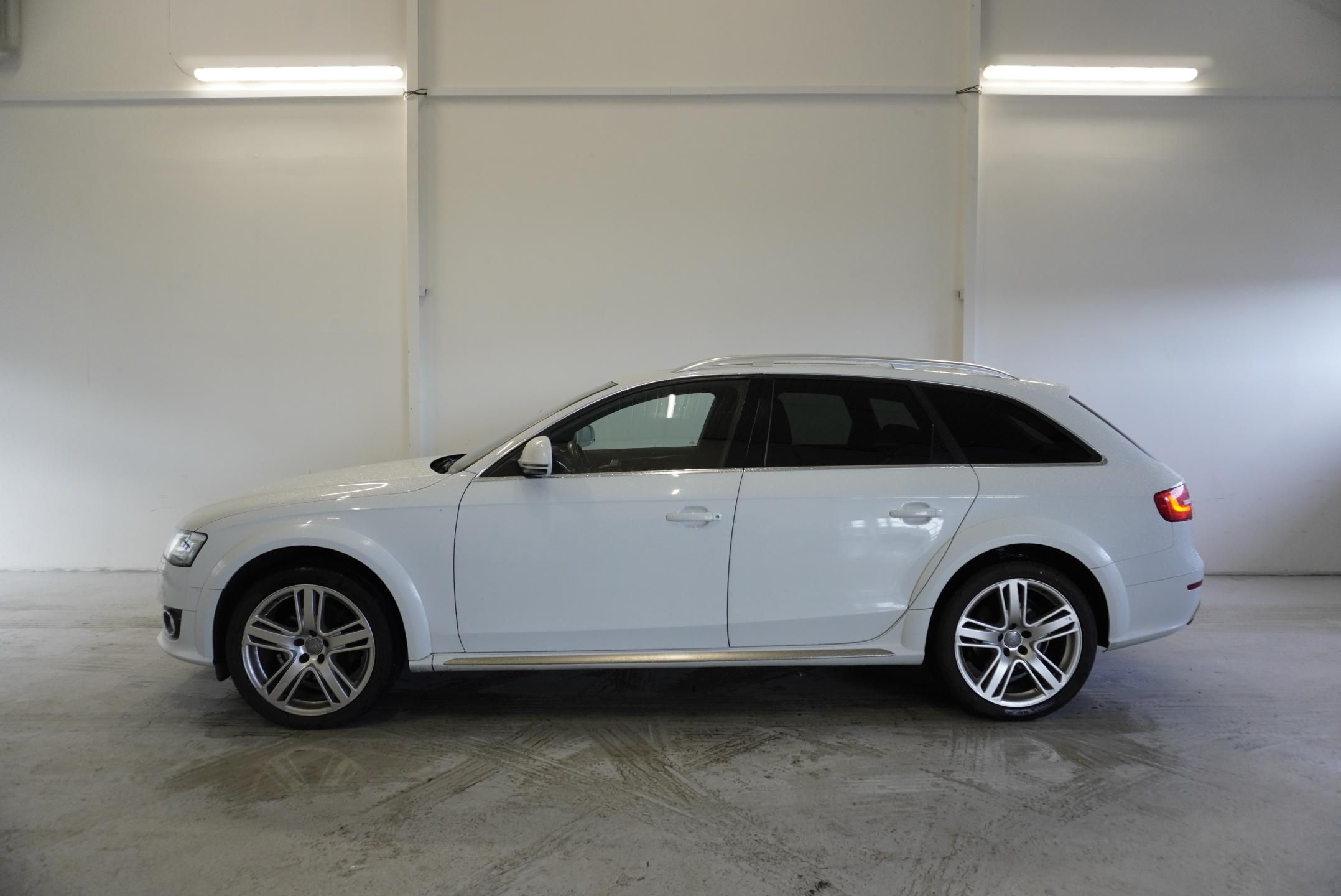 Audi A4 allroad, 2.0 TDi QUATTRO AUTOMAT - fotka 2