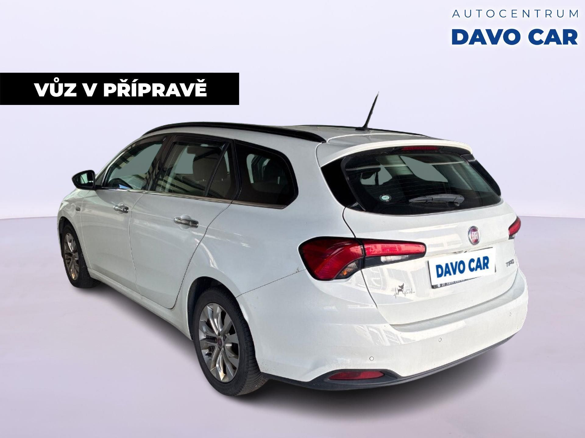 Fiat Tipo, 1,6 88kW MultiJet Lounge SH CZ - fotka 2