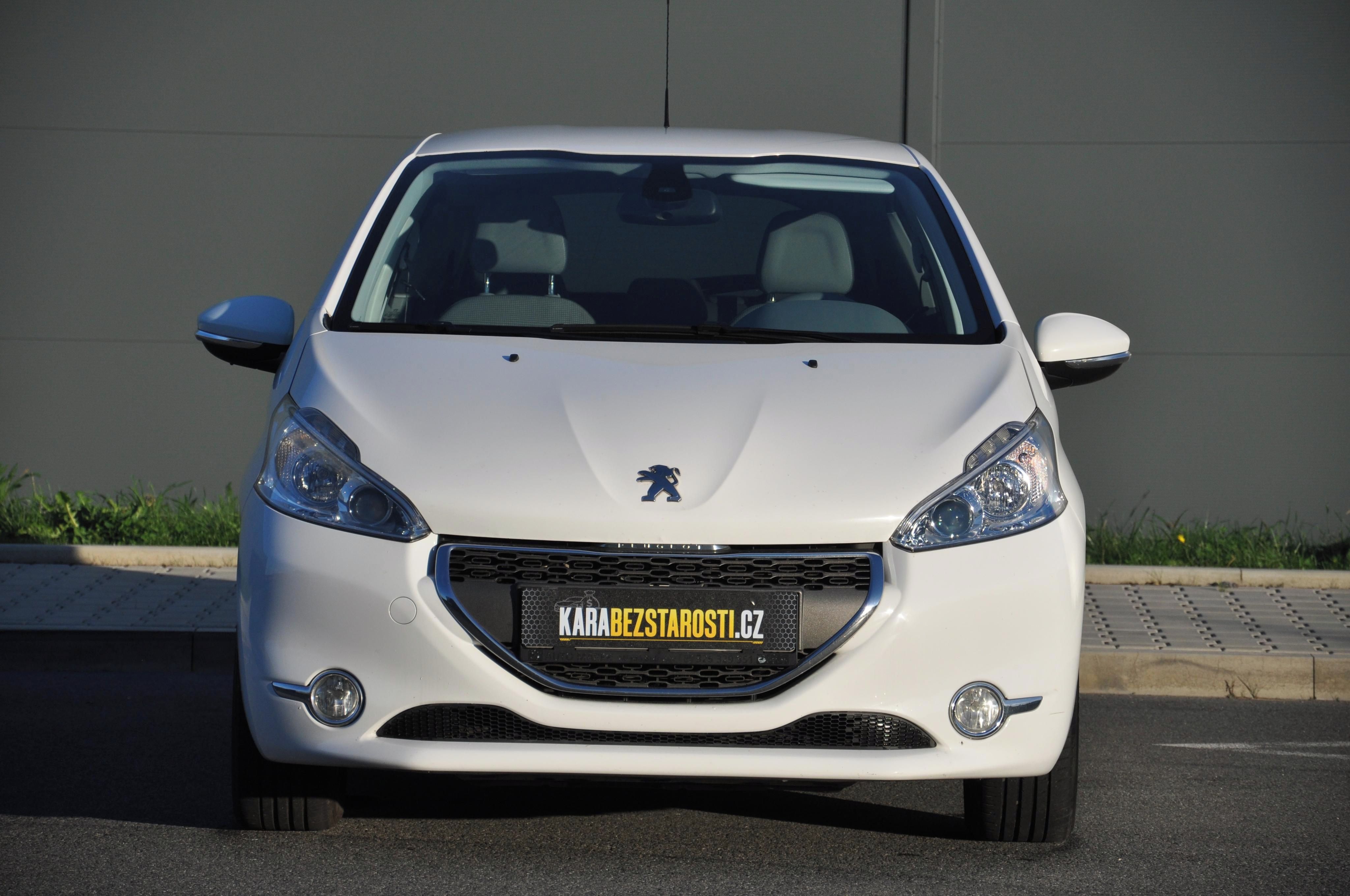 Peugeot 208, Servisní his.,původ CZ,automat - fotka 2