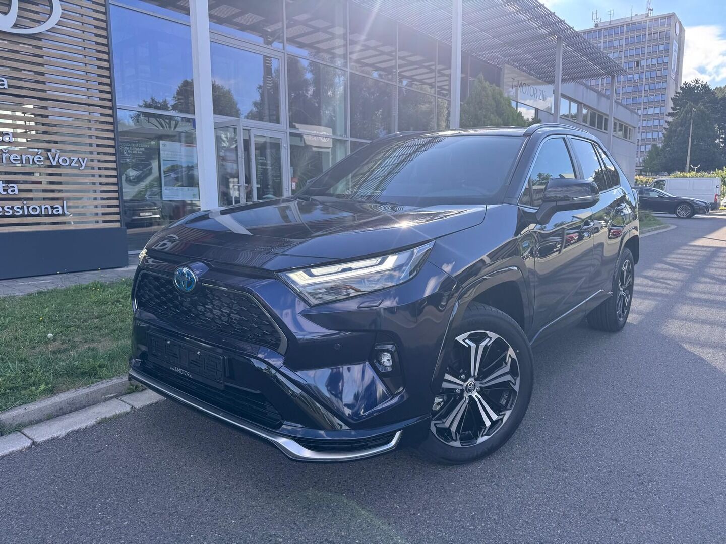 Toyota Rav4 - fotka 4