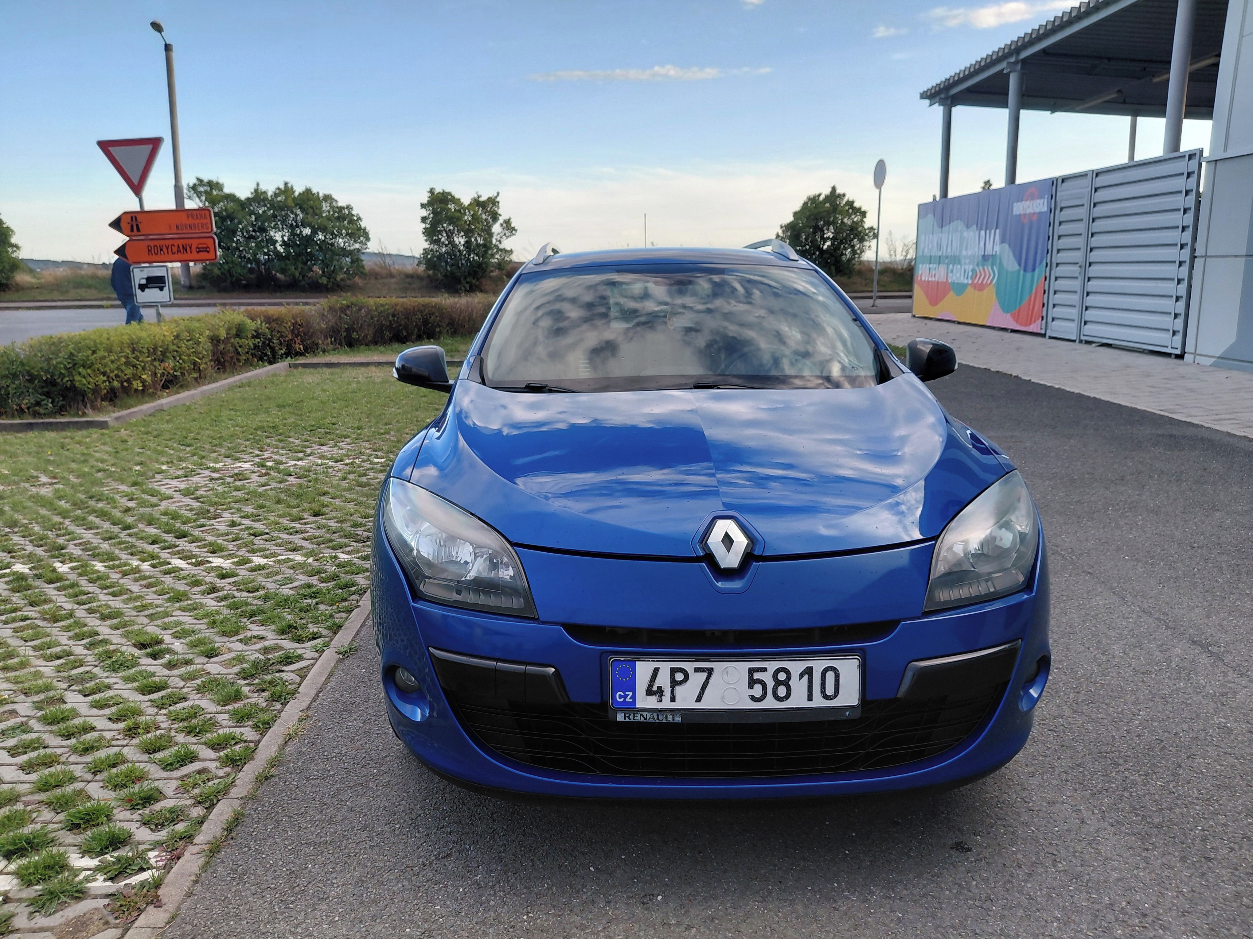 Renault Mégane, 1.6 16V 2.MAJ,PĚKNÉ,SPOLEHLIVÉ - fotka 2