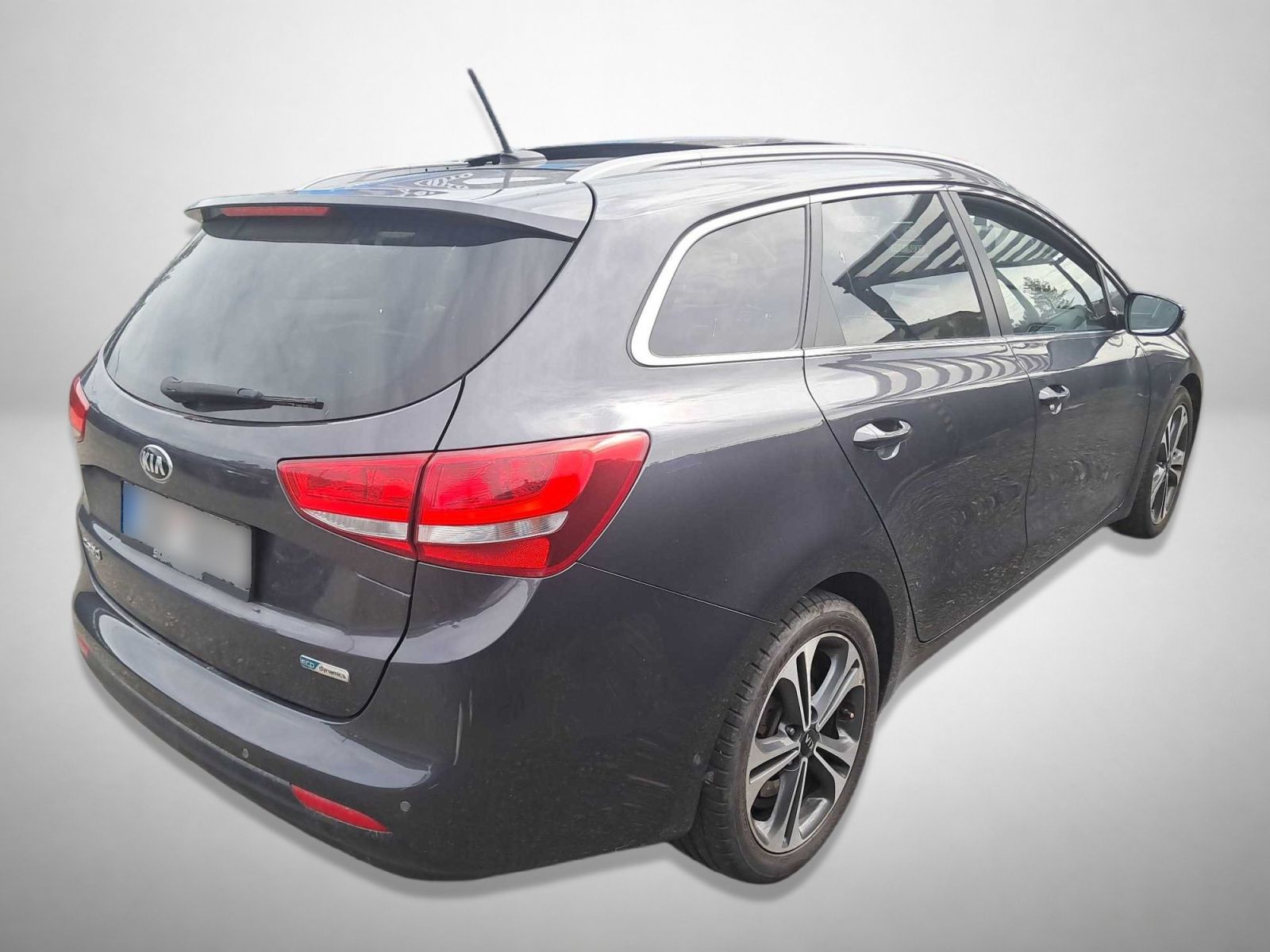 Kia Cee´d, 1.6 CRDi, Navi, Xenony - fotka 2