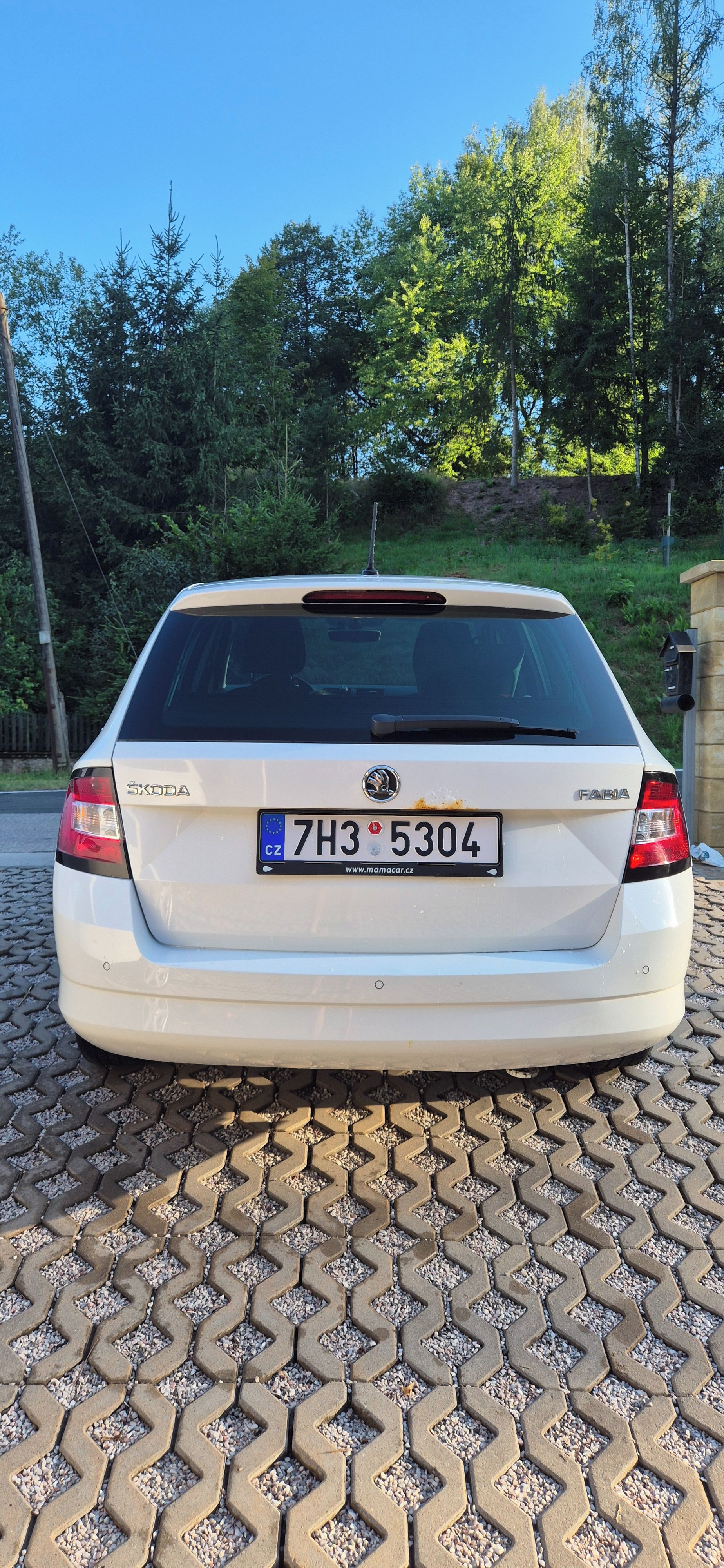 Škoda Fabia, 1.4 tdi 77 kW - Servisováno - fotka 4