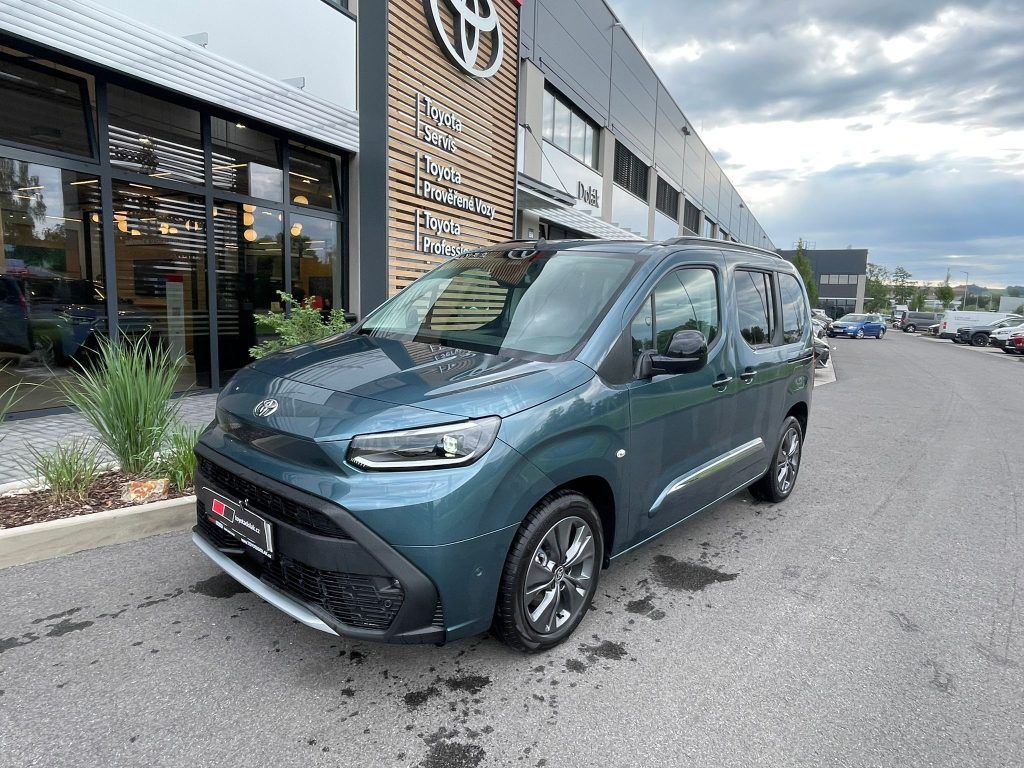 Toyota Proace City Verso, 1.5D Automat Short VIP - fotka 4