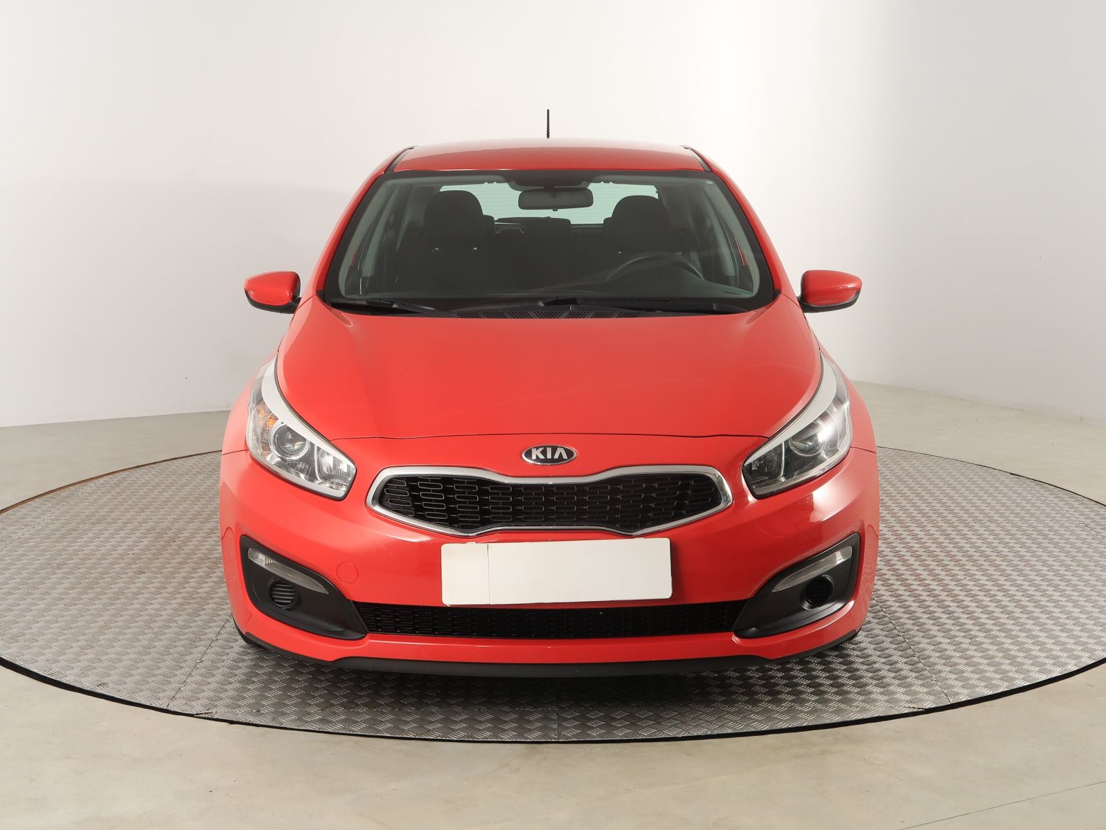 Kia Cee´d, 1.4 CVVT, Silver - fotka 2