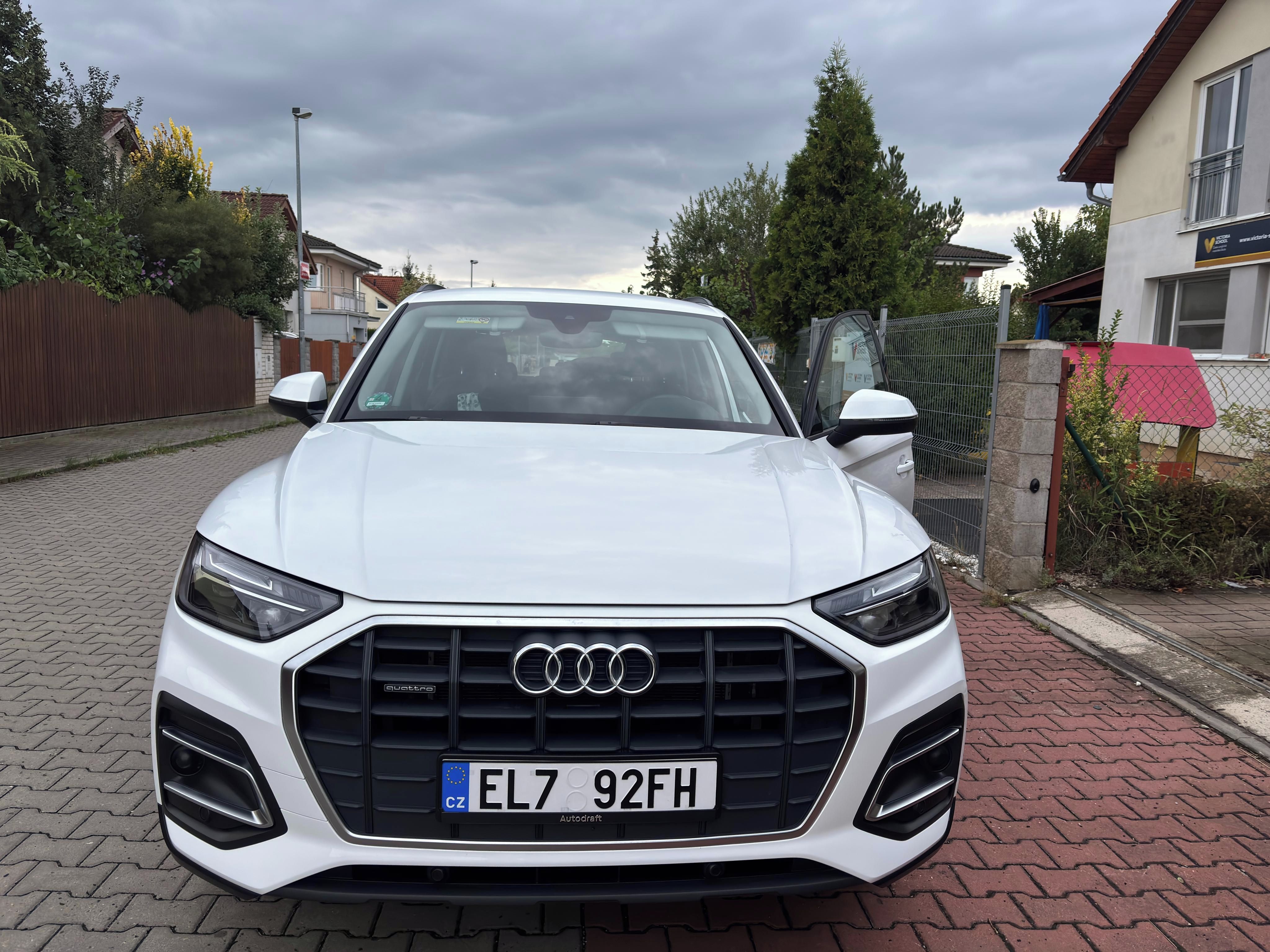 Audi Q5, Audi Q5 TFSIe 50 Quatro 220 kW - fotka 4