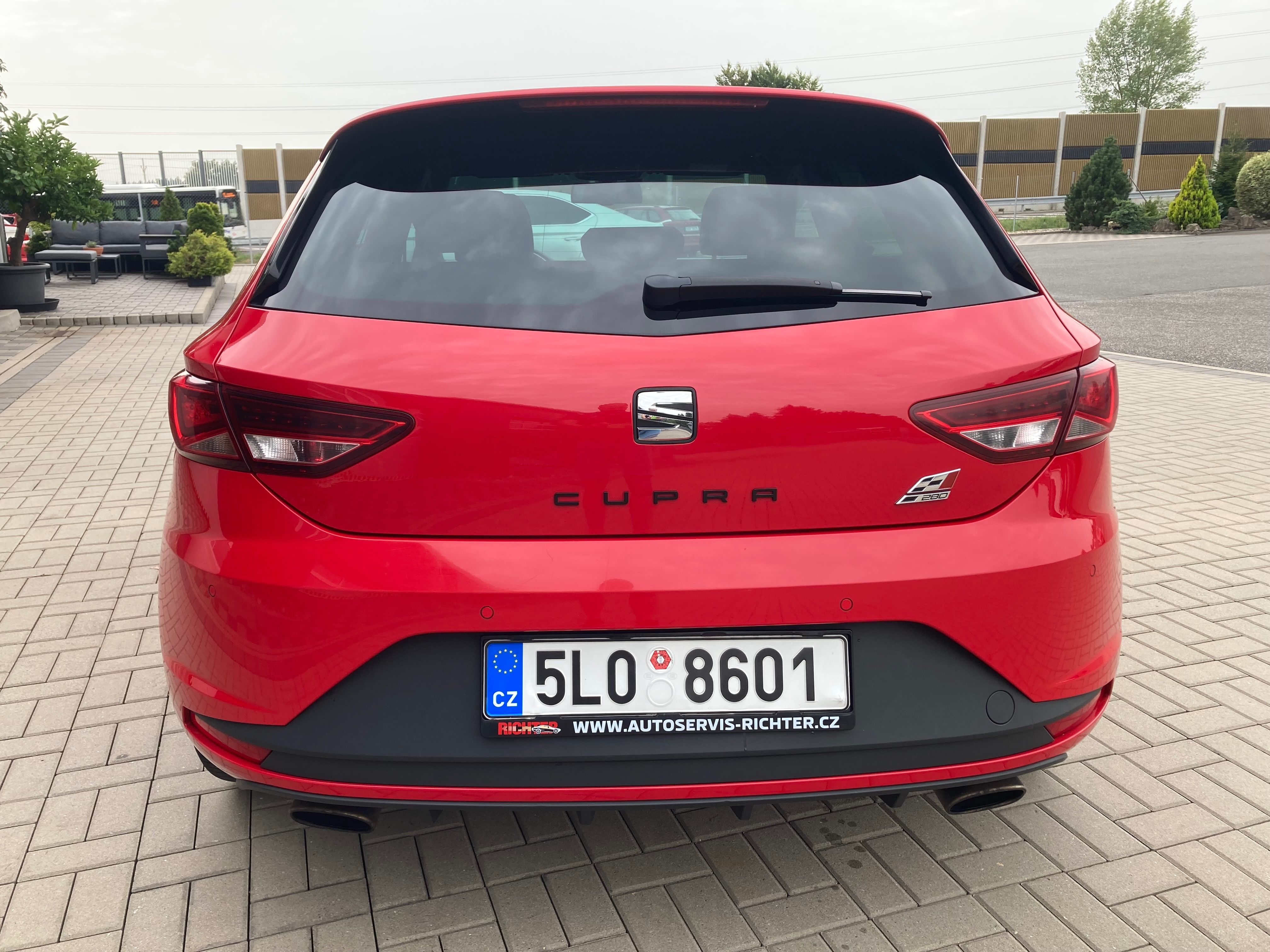 Seat Leon, Cupra 2.0 TSI 280hp/ původ ČR - fotka 6