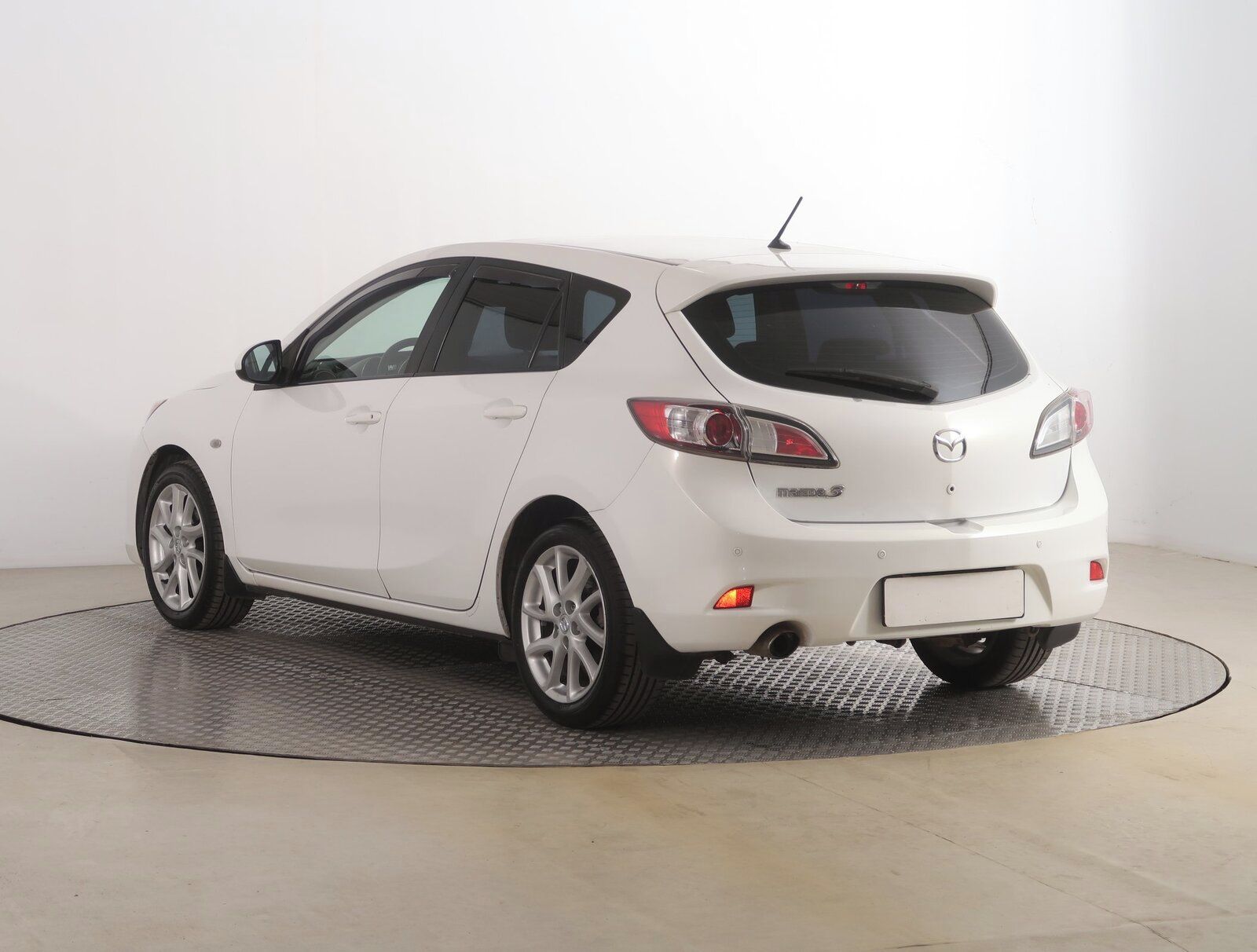 Mazda 3, 1.6, Serv.kniha - fotka 4