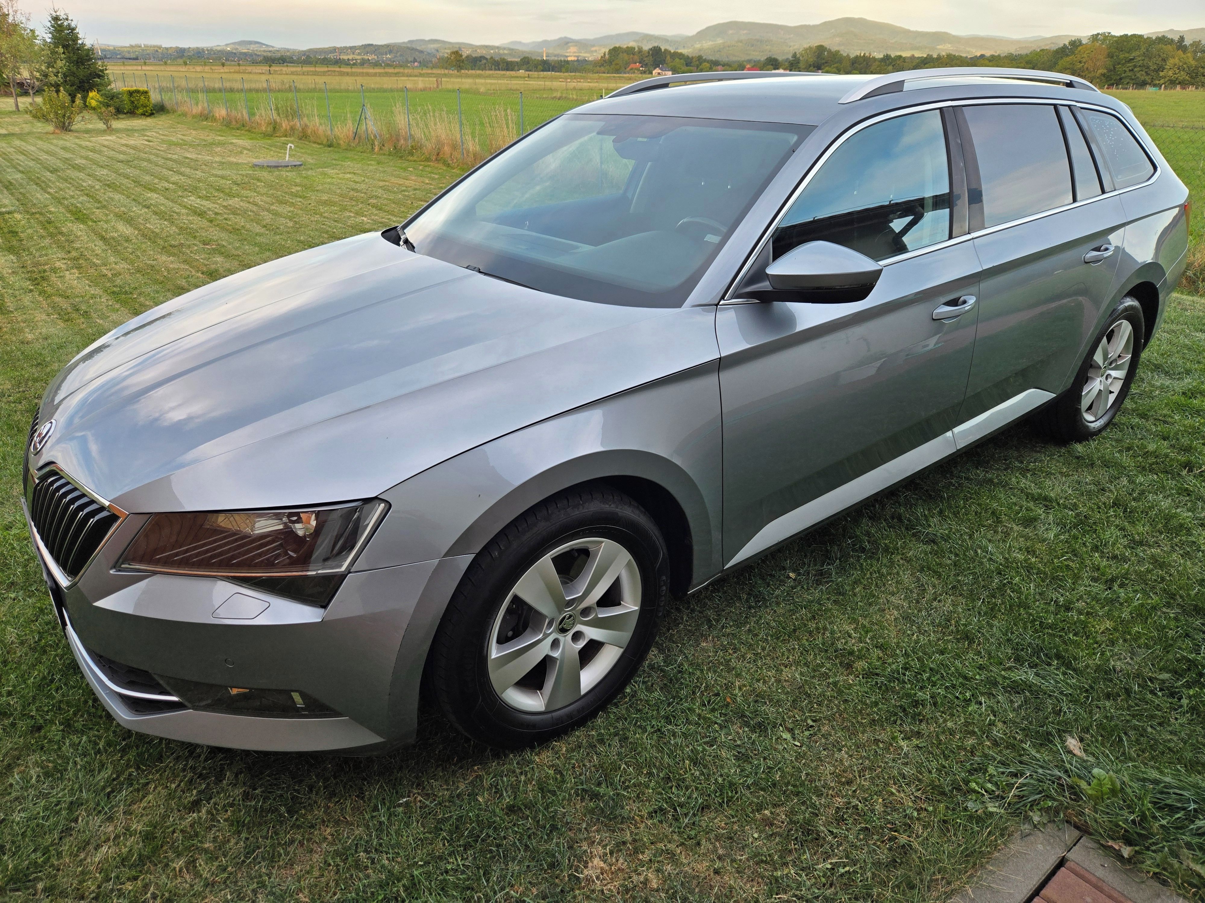 Škoda Superb, 1.6 TDI 88kw, 12/2016, krásný