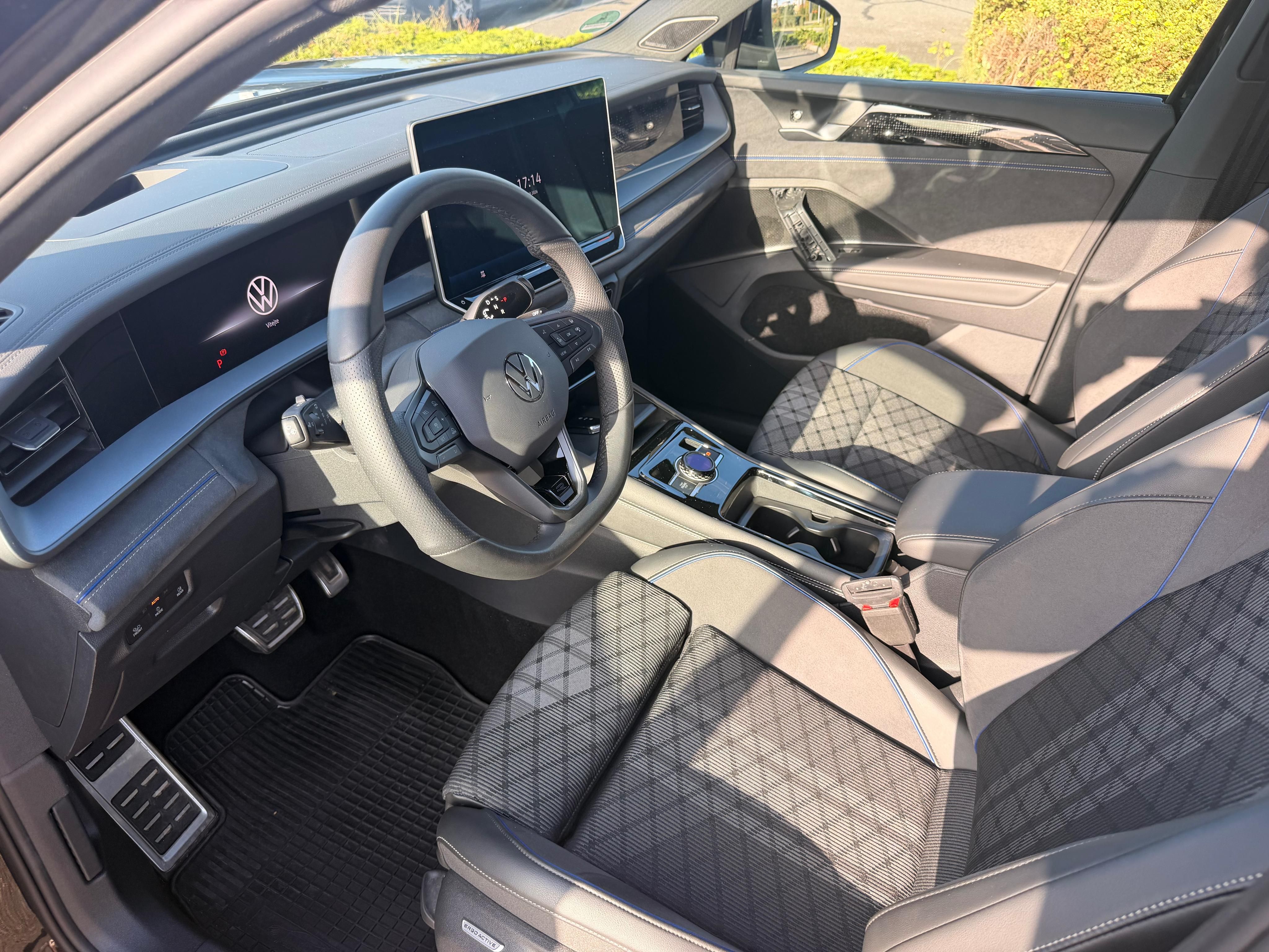 Volkswagen Tayron, R line, IQ light, hybrid, 5tkm - fotka 5