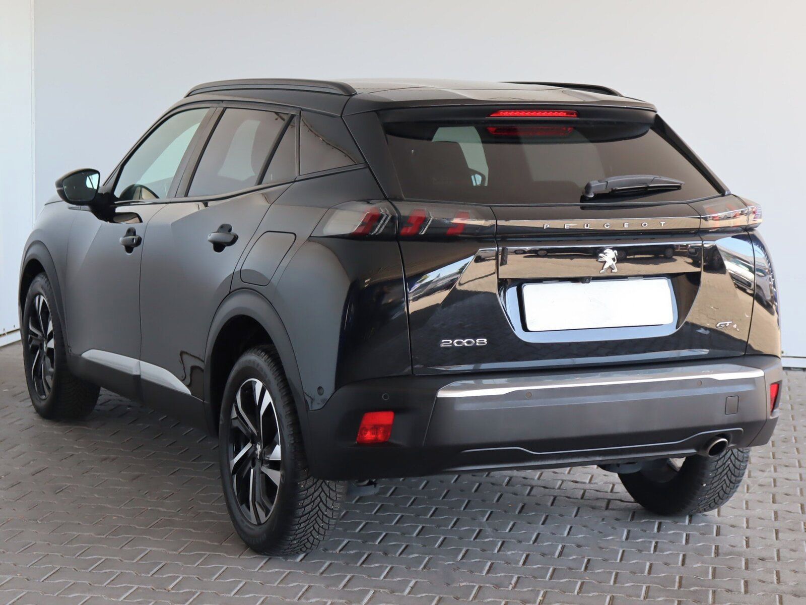 Peugeot 2008, 1.5 BlueHDi, GT, Automat - fotka 4