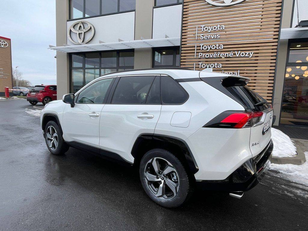 Toyota Rav4, 2.5 Plug-In Hybrid 4X4 Dynamic - fotka 5