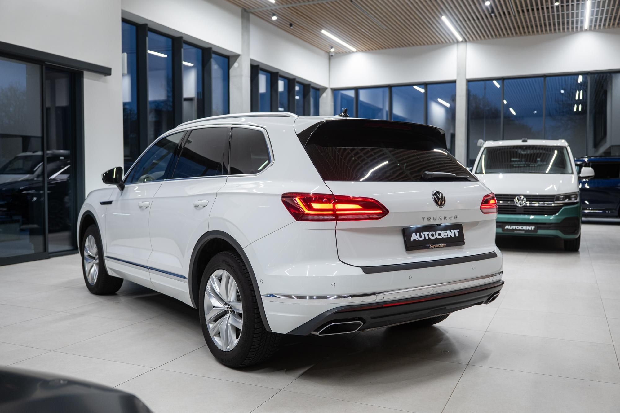 Volkswagen Touareg, 3.0TDI 210KW 4X4 1ČR TAŽNÉ TOP - fotka 5