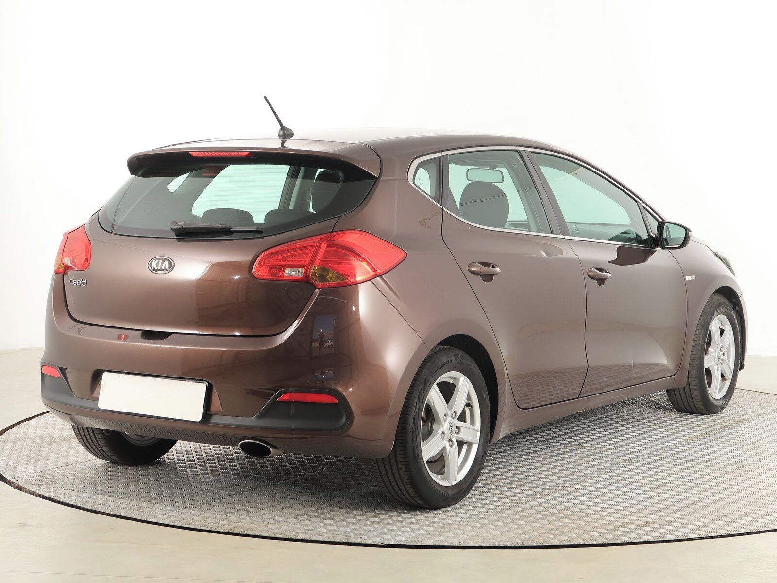 Kia Cee´d, 1.4 CVVT, Serv.kniha - fotka 5