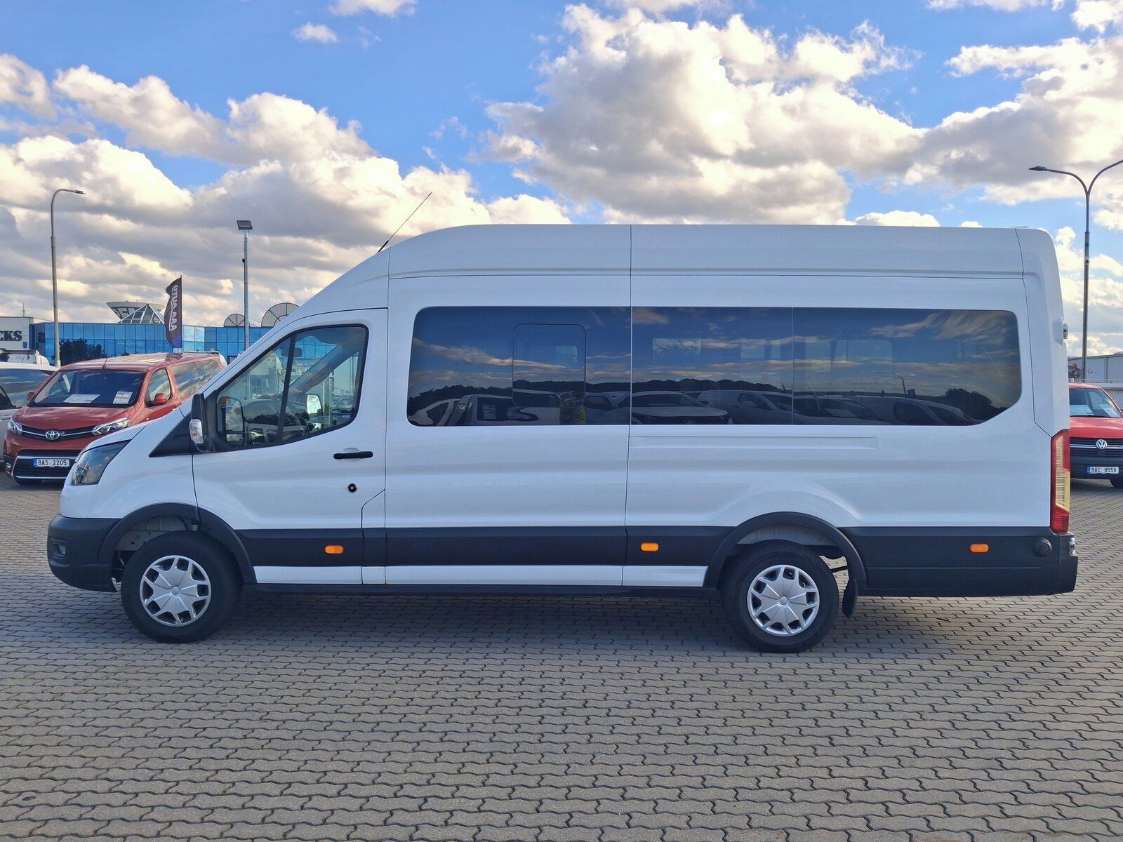 Ford Transit, 2.0 EcoBlue, Basis, Rampa - fotka 3