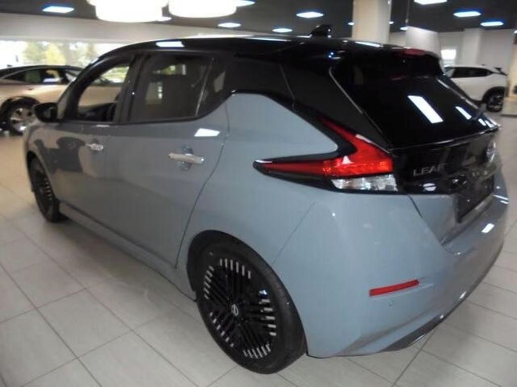 Nissan LEAF, N-CONNECTA 110KW*360° kamera - fotka 2