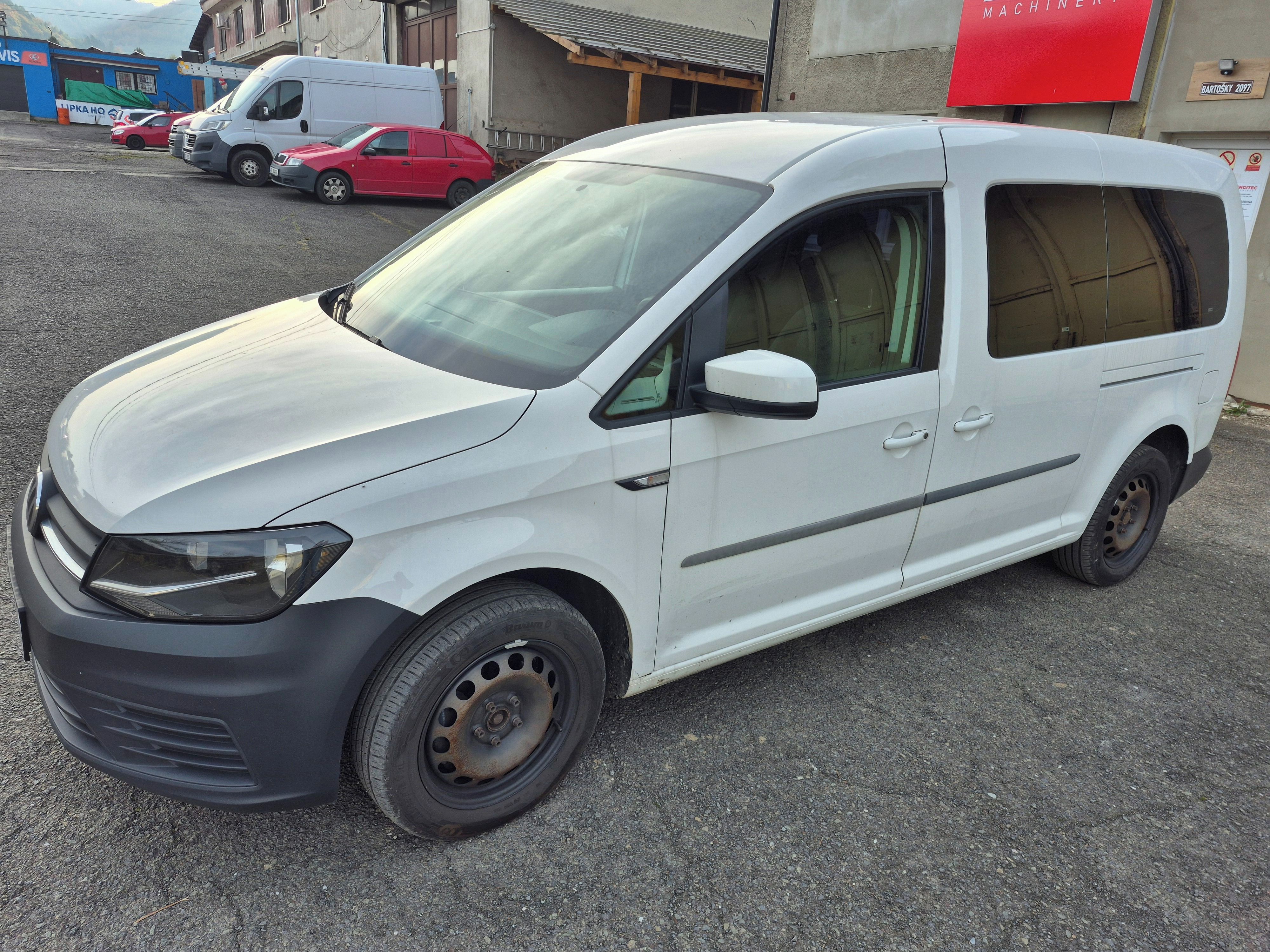 Volkswagen Caddy, MAXI 2,0TDi - fotka 2
